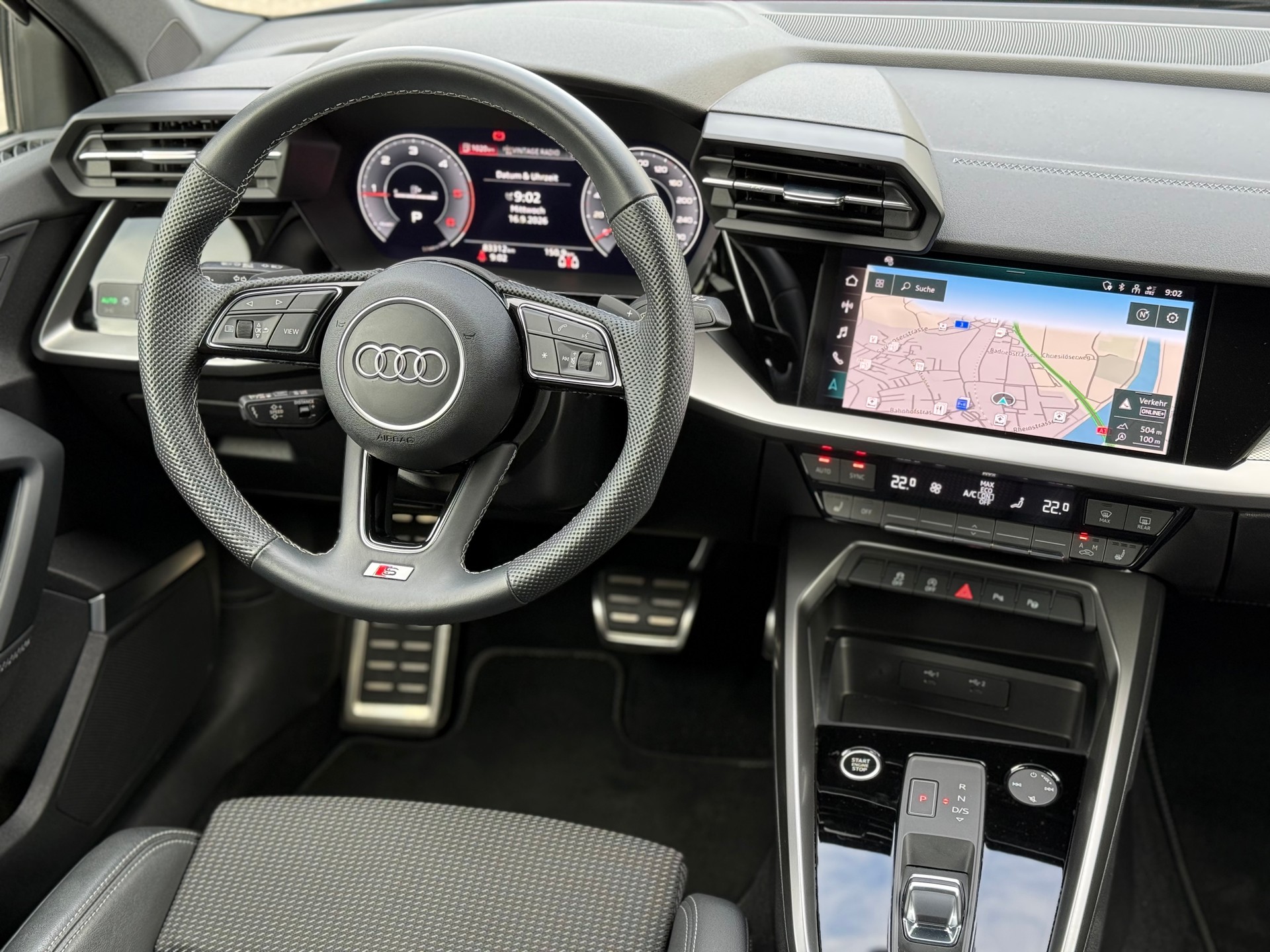 AUDI A3 Sportback 2.0 40 TDI S Line quattro S-Tronic-image-15