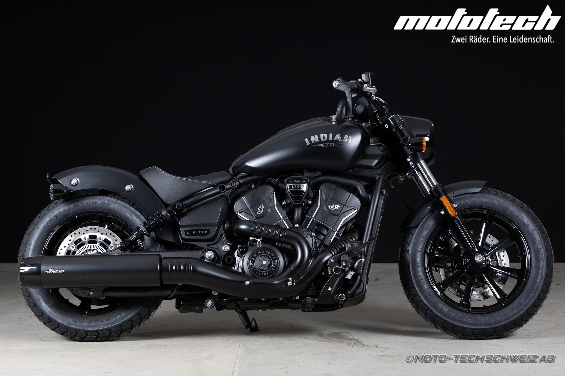 INDIAN Bobber 35 kW-showroom-element-1