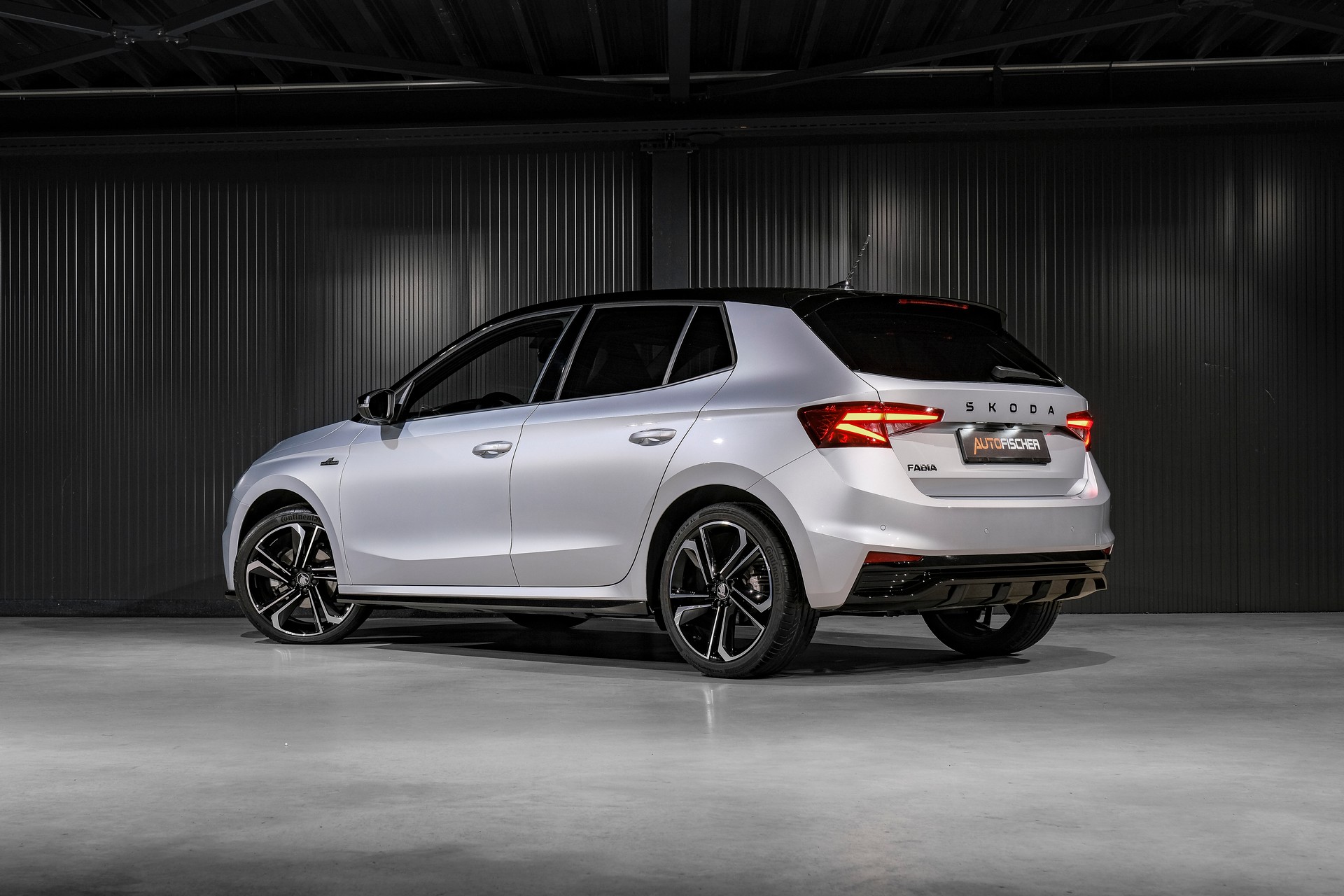 SKODA Fabia 1.5 TSI Monte Carlo DSG-image-1