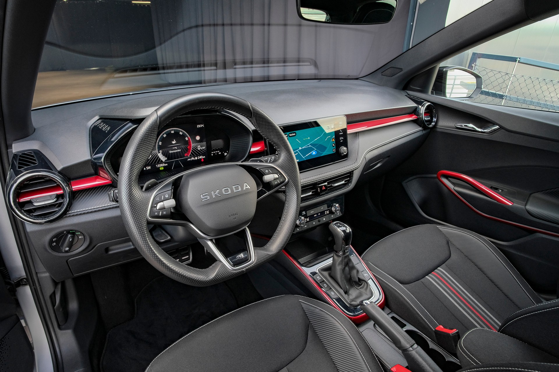 SKODA Fabia 1.5 TSI Monte Carlo DSG-image-12