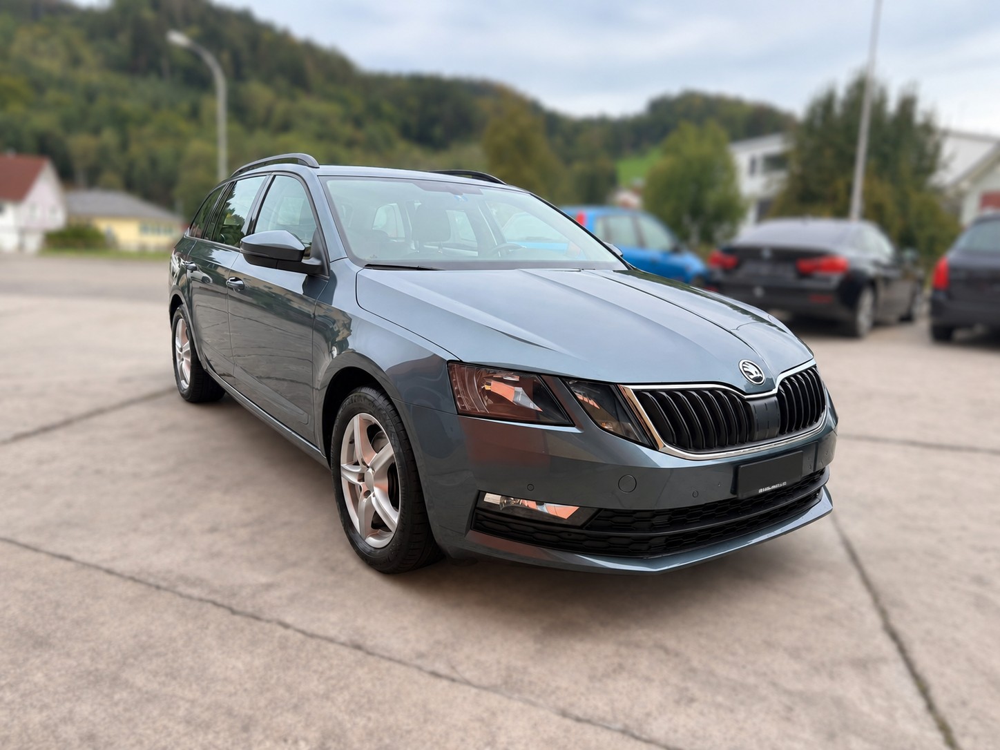 SKODA Octavia Combi 2.0 TDI Clever 4x4-image-6