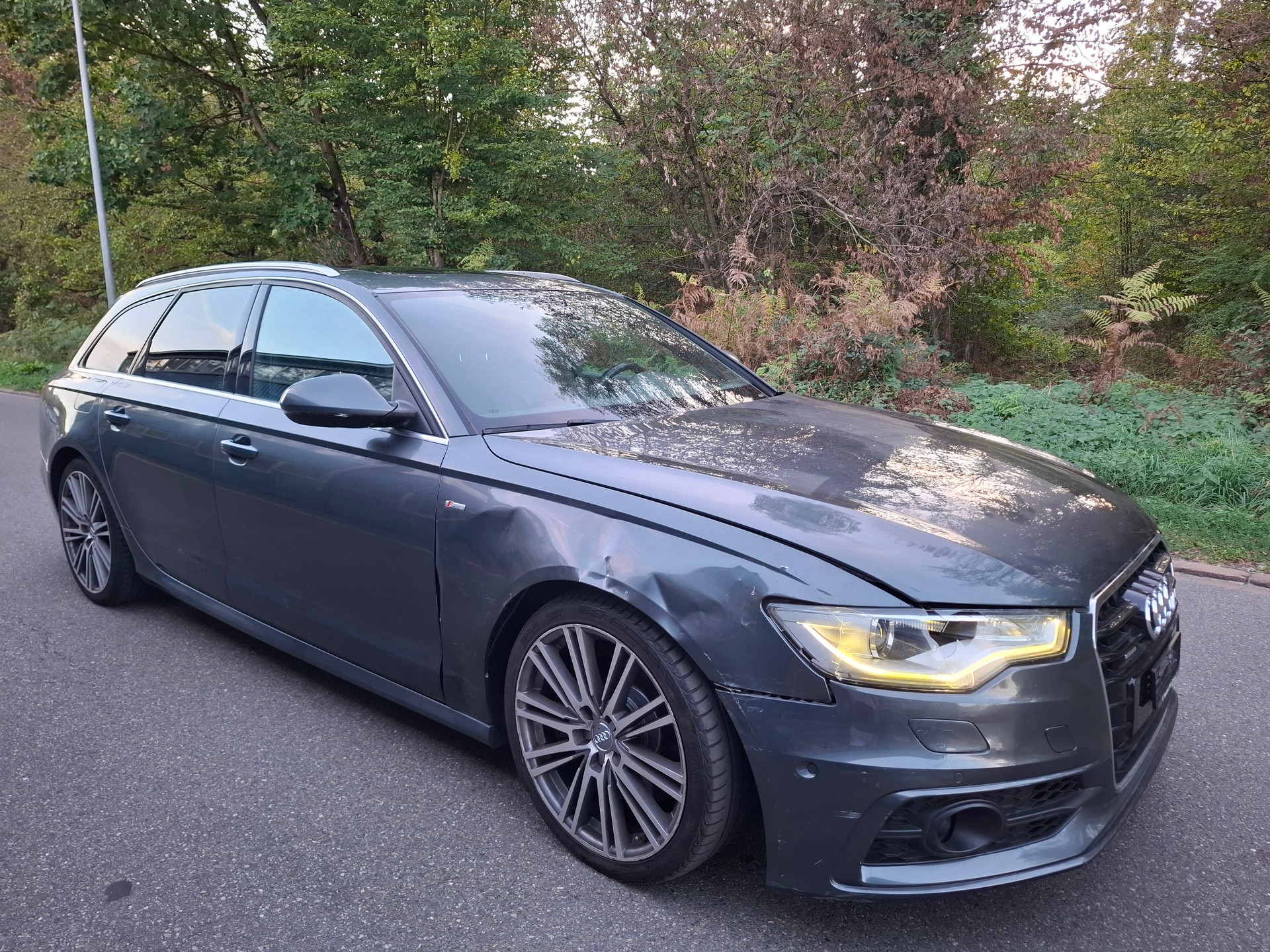 AUDI A6 Avant 3.0 BiTDI V6 quattro tiptronic-image-9