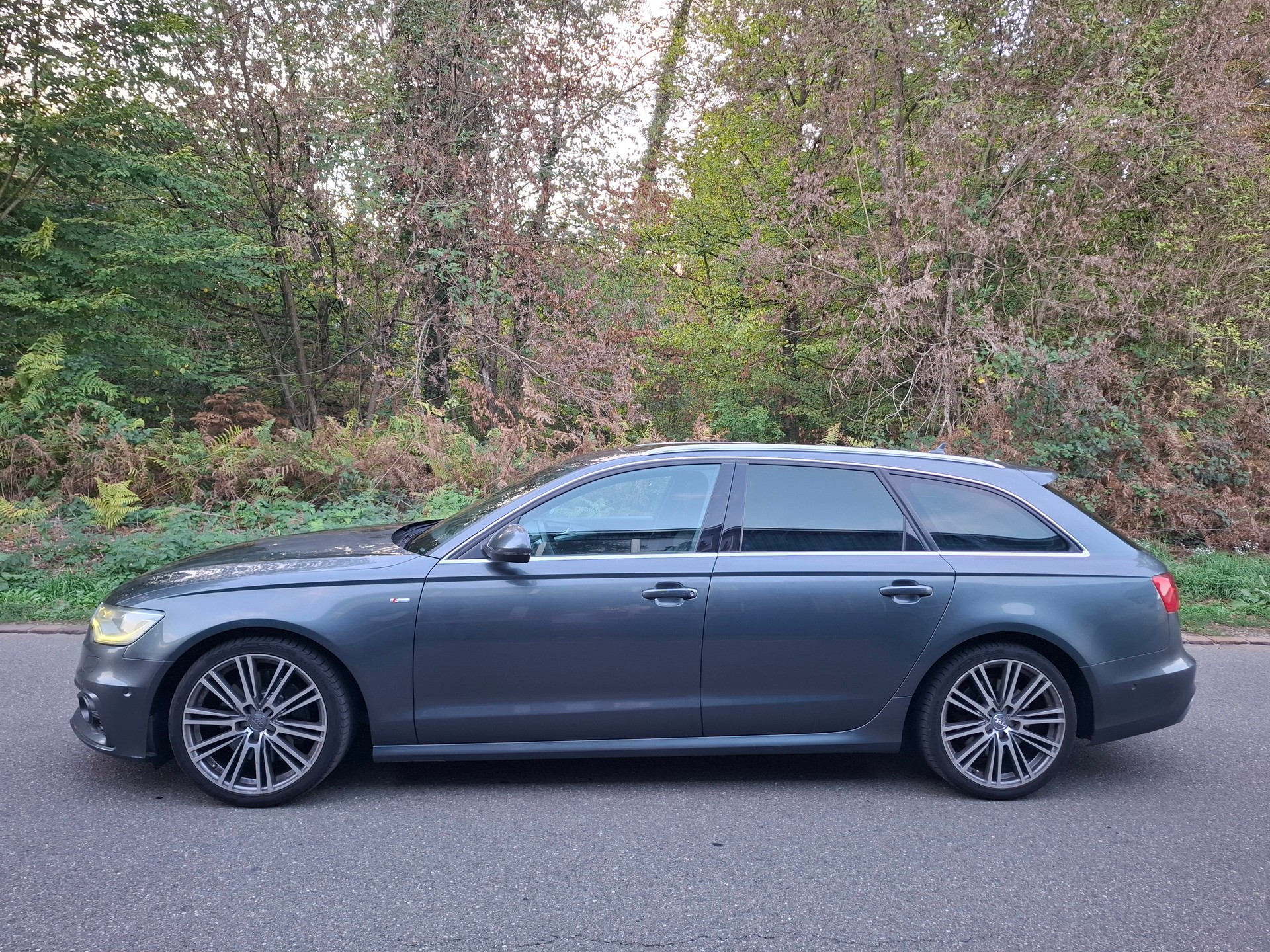 AUDI A6 Avant 3.0 BiTDI V6 quattro tiptronic-image-1