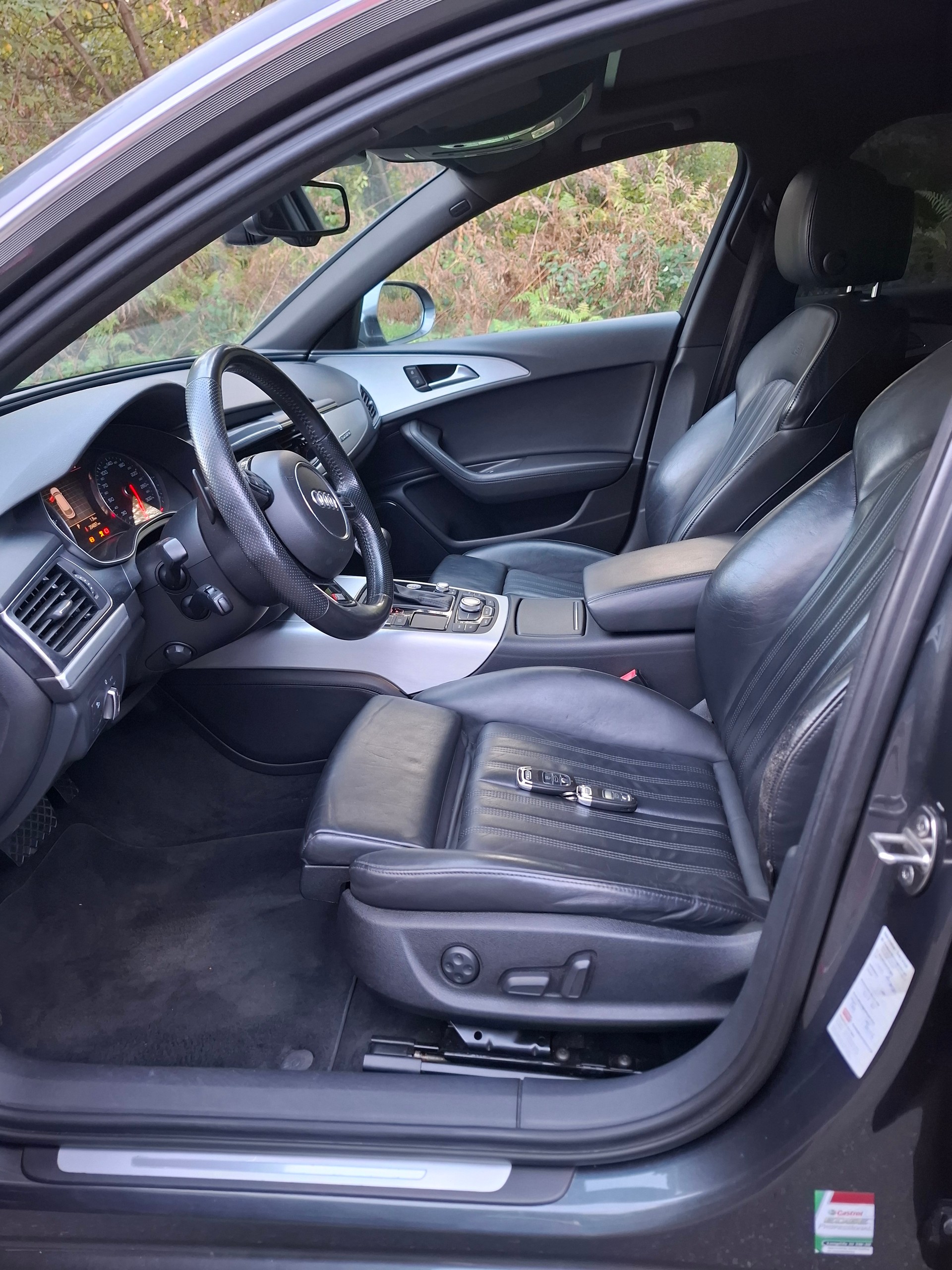 AUDI A6 Avant 3.0 BiTDI V6 quattro tiptronic-image-2