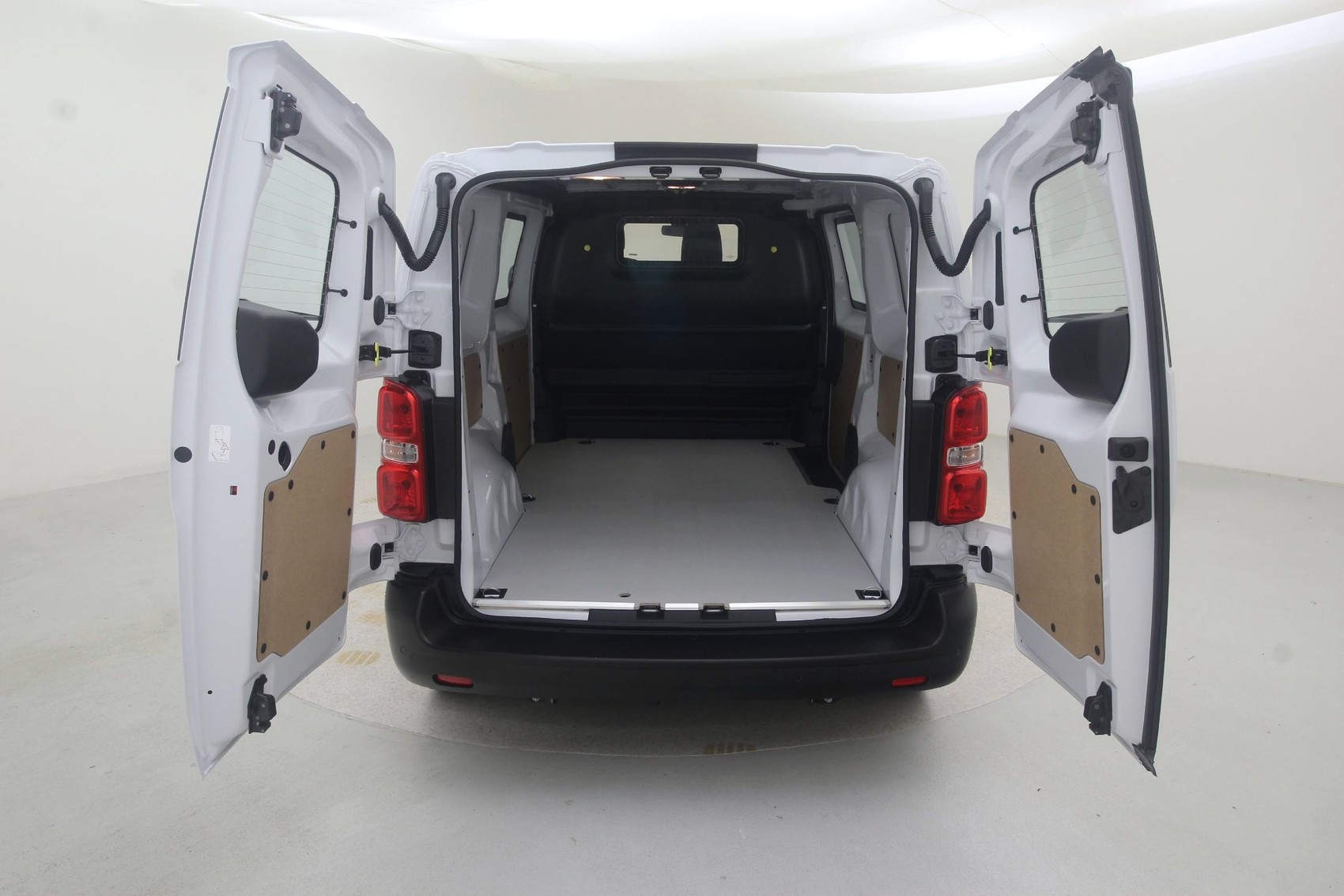 CITROEN Jumpy Kaw. M 2.0 BlueHDi 145 S/S-image-16