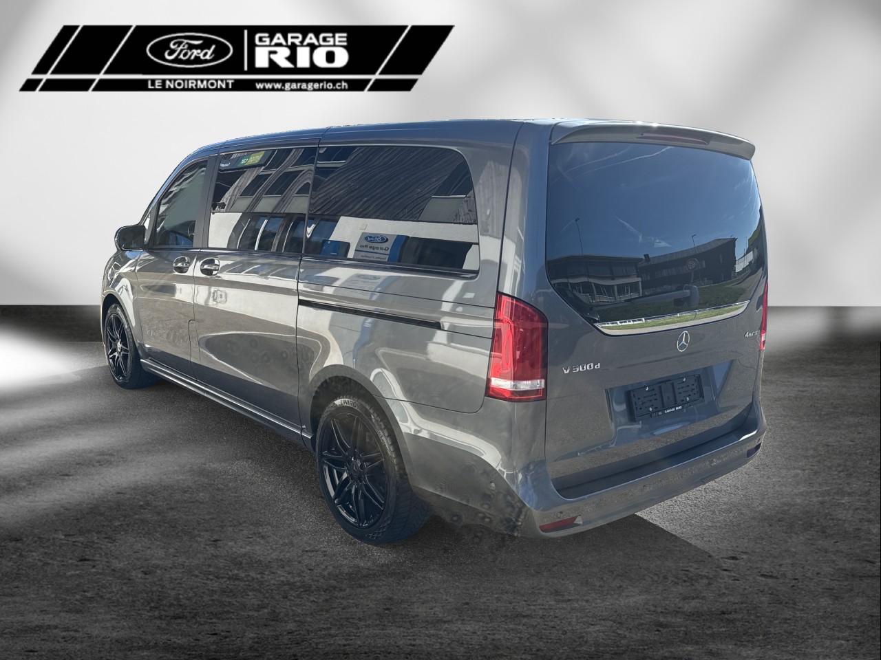 MERCEDES-BENZ V 300 d lang Avantgarde 4Matic 9G-Tronic-image-6