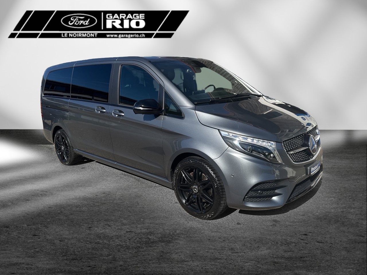 MERCEDES-BENZ V 300 d lang Avantgarde 4Matic 9G-Tronic-image-2