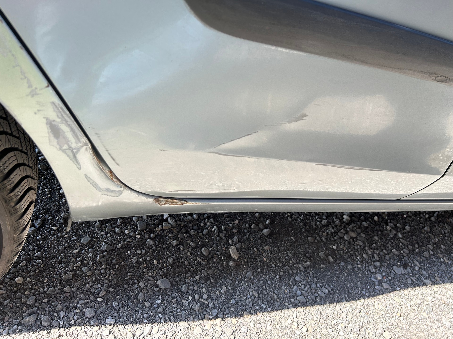 TOYOTA Yaris 1.3 Linea Sol ist fix Preise-image-7