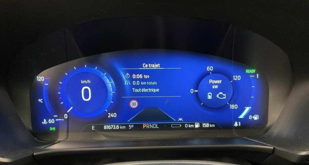 FORD Kuga 2.5 PHEV ST-Line 2WD-image-7
