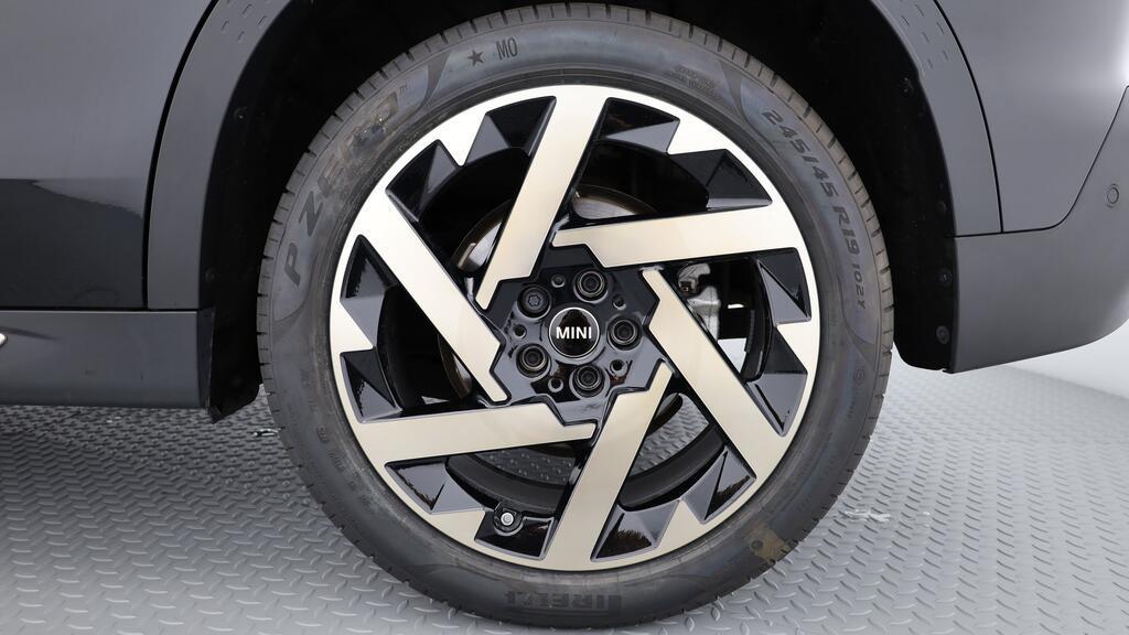MINI Countryman S ALL4-image-8
