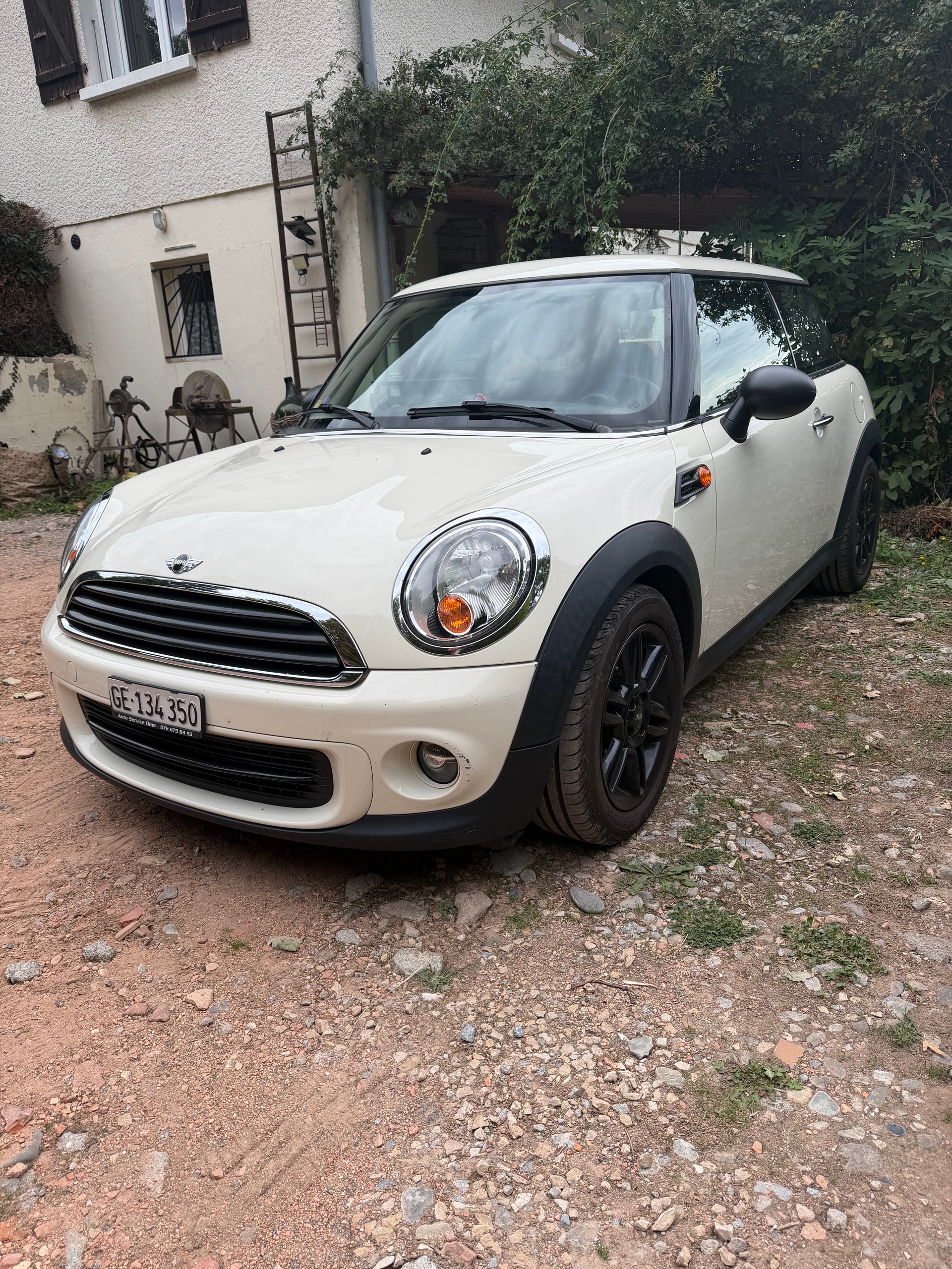 MINI 1.6i One-image-0