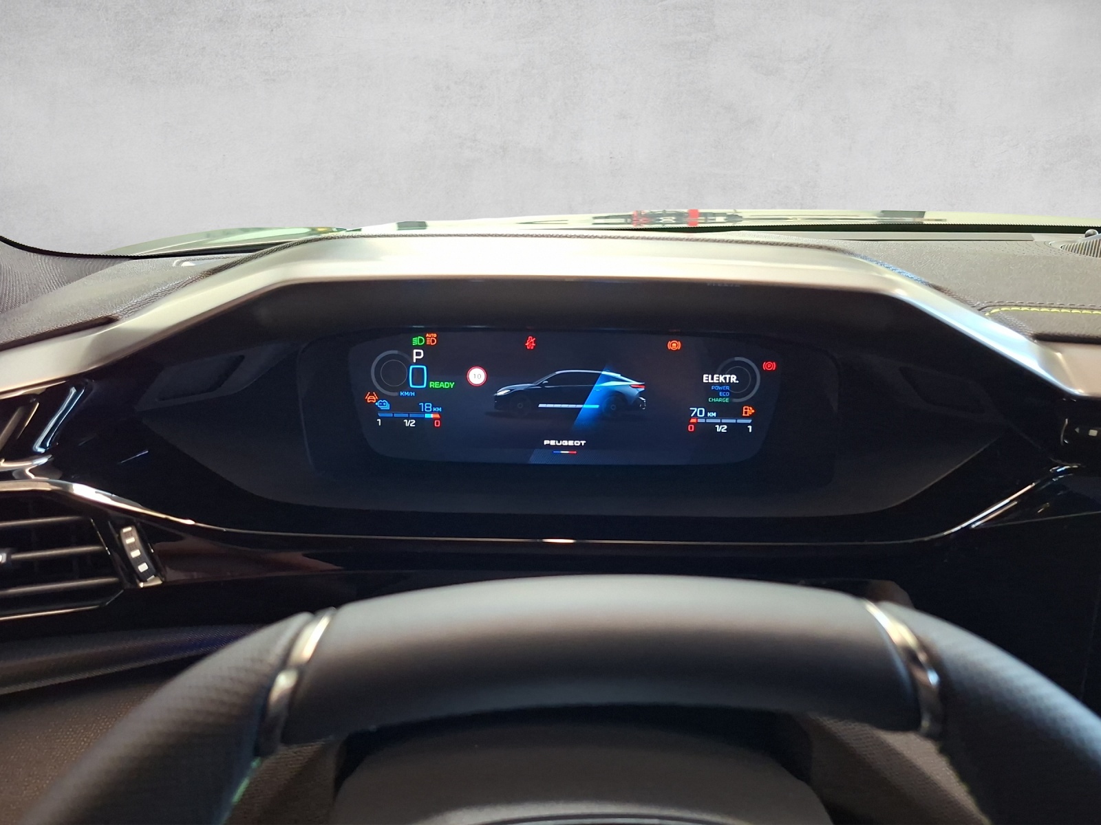 PEUGEOT 408 1.6 PHEV 225 GT Exclusive-image-9