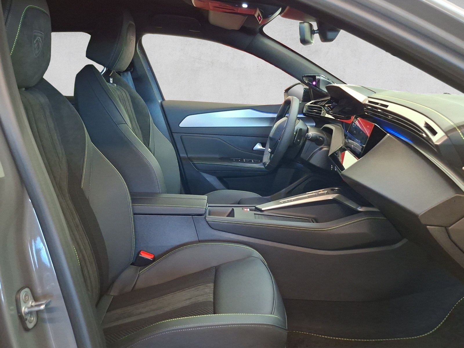 PEUGEOT 408 1.6 PHEV 225 GT Exclusive-image-12