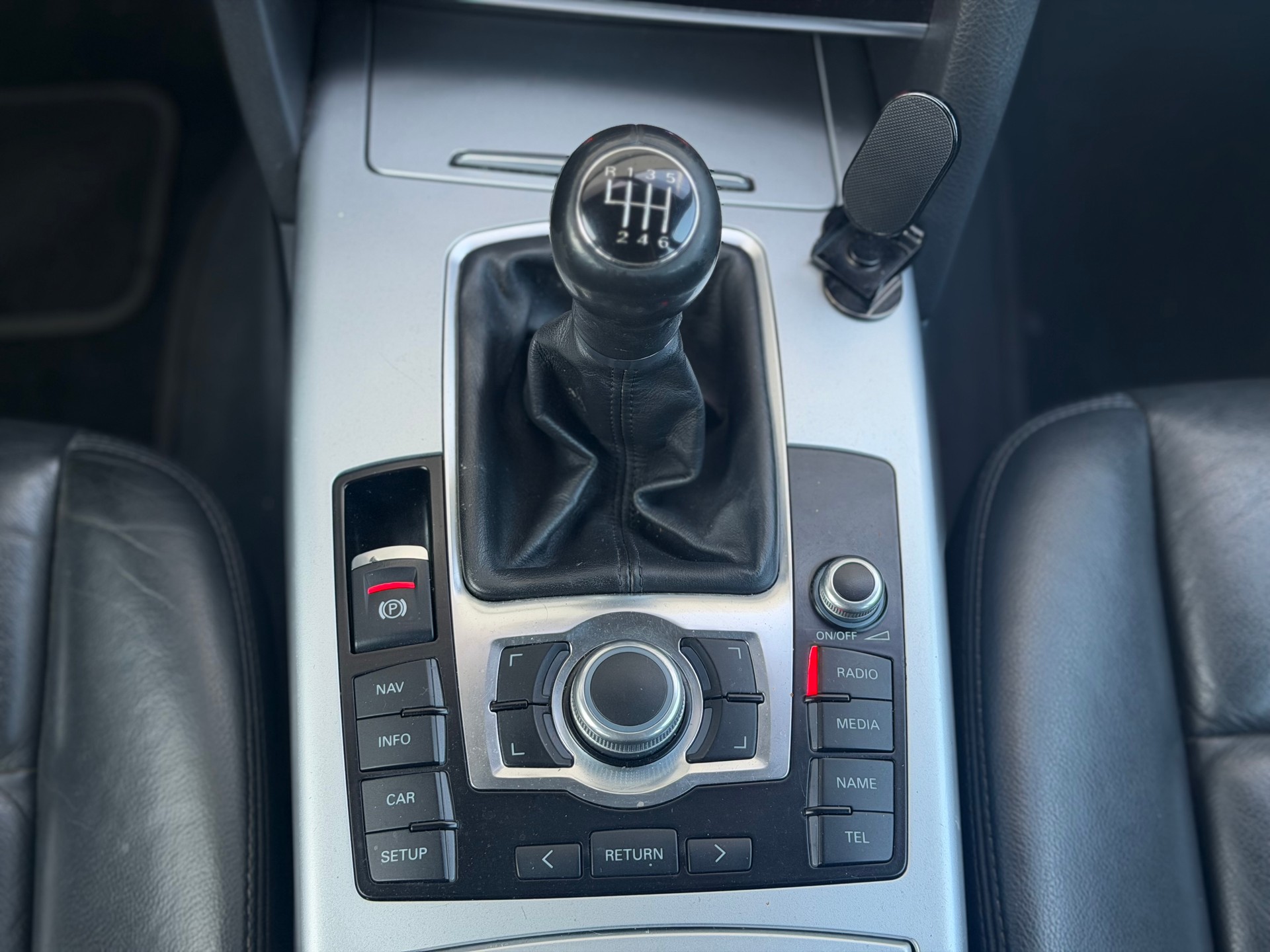 AUDI A6 Avant 2.0 TFSI-image-11