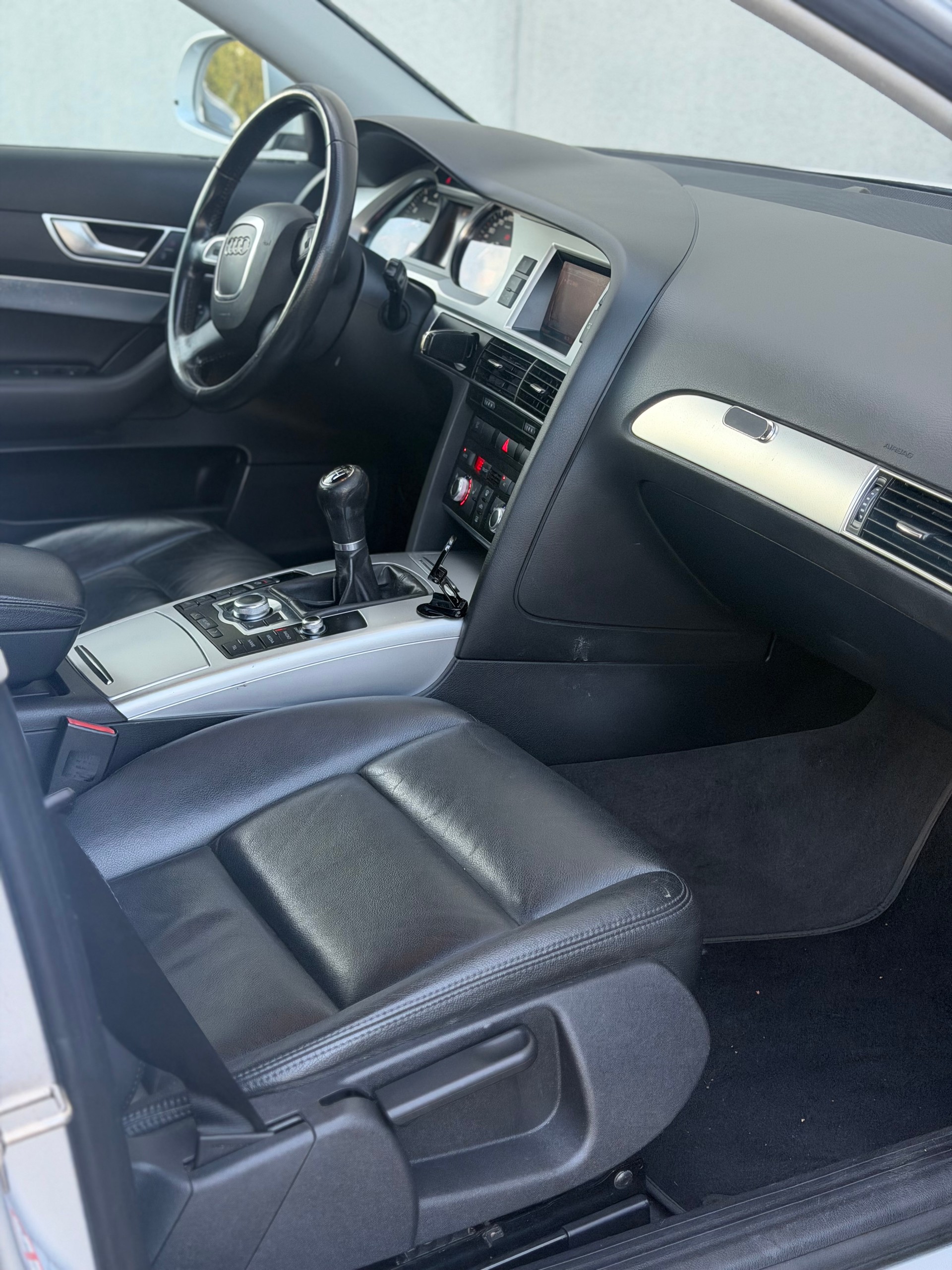AUDI A6 Avant 2.0 TFSI-image-8