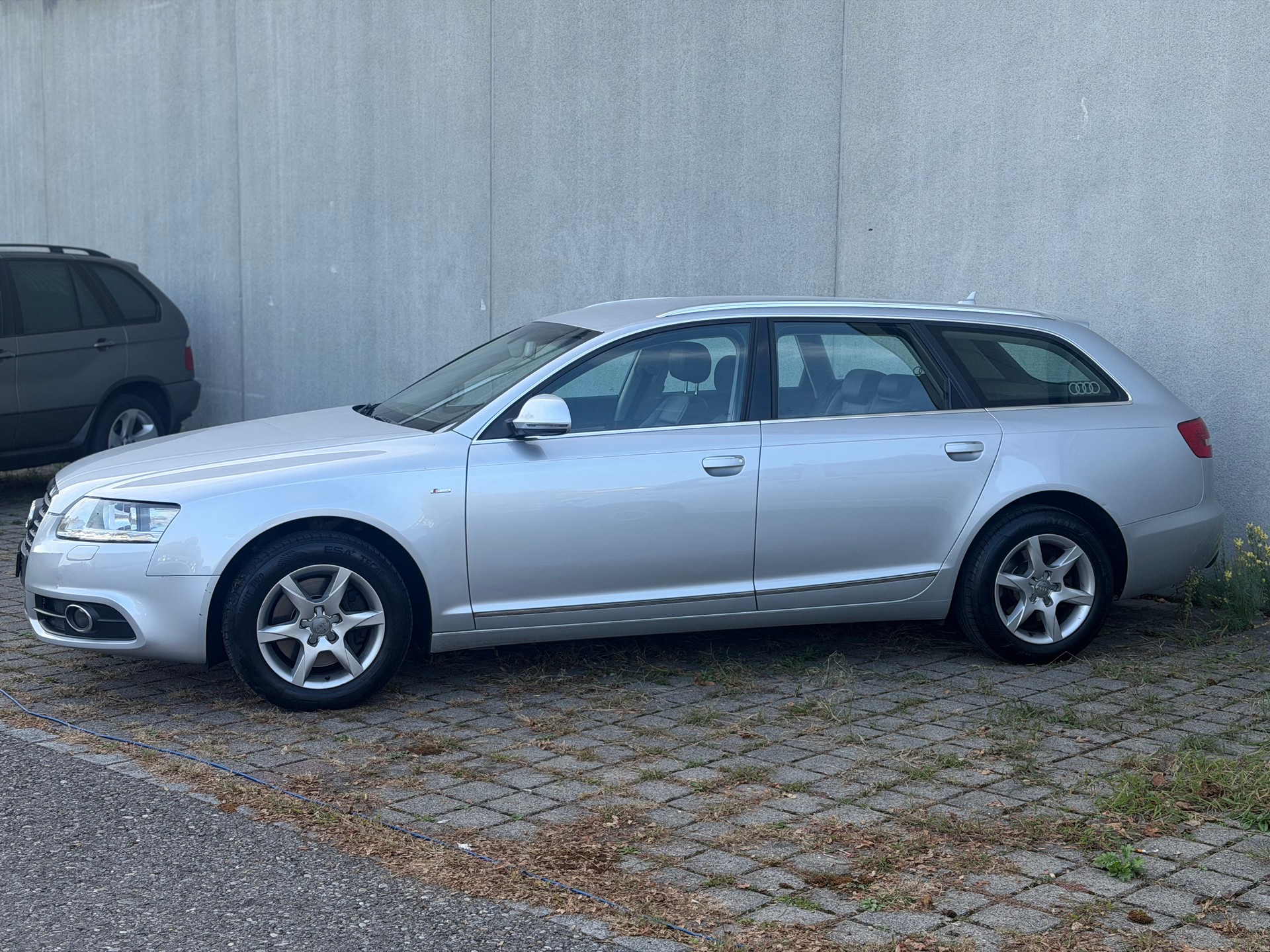 AUDI A6 Avant 2.0 TFSI-showroom-element-3