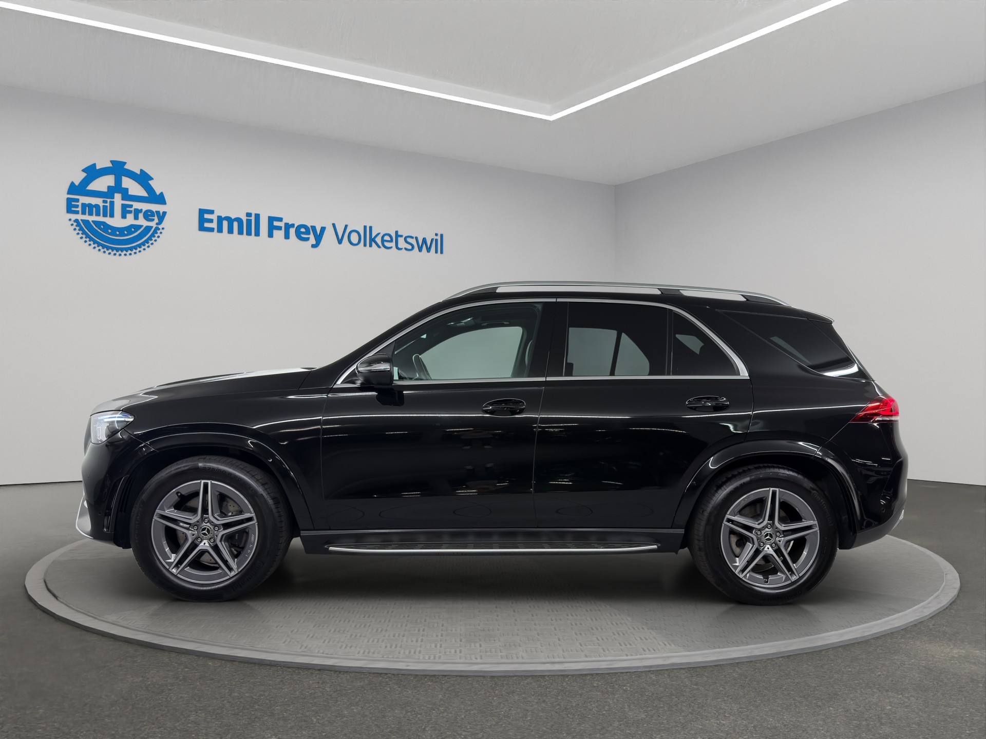 MERCEDES-BENZ GLE-Klasse GLE 300 d AMG Line 4matic-image-1