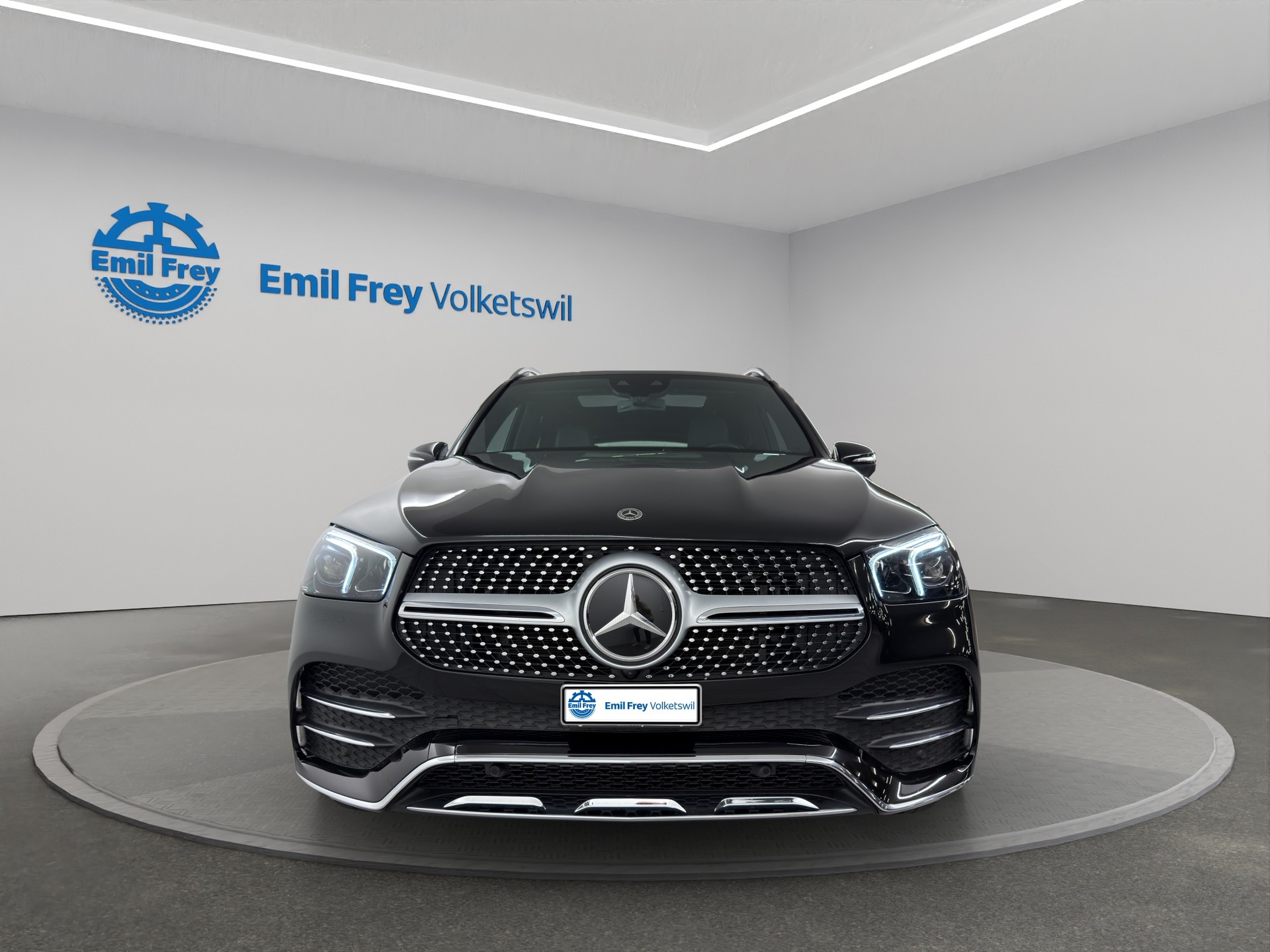 MERCEDES-BENZ GLE-Klasse GLE 300 d AMG Line 4matic-image-4