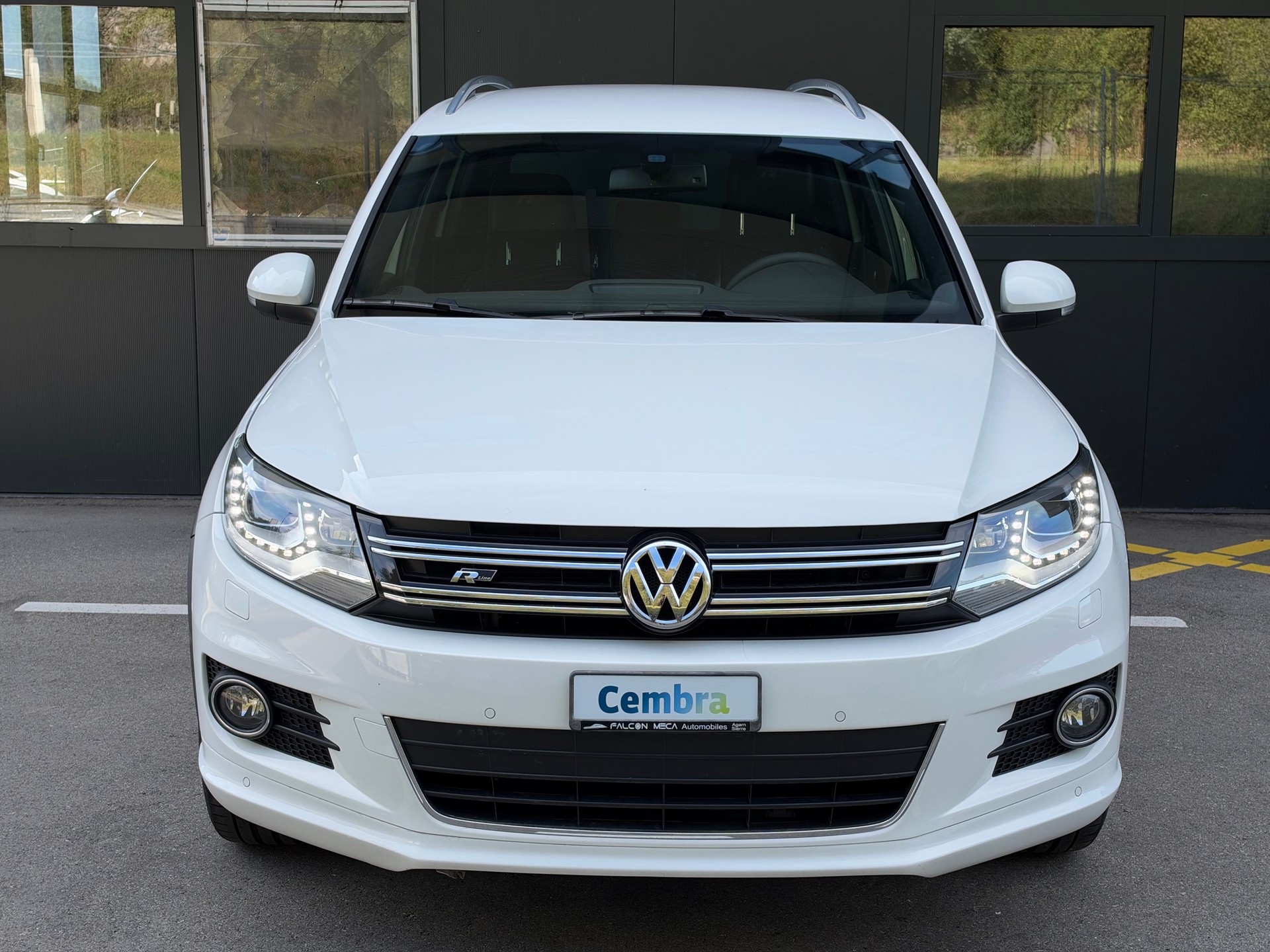 VW Tiguan 2.0 TSI R-Line Design 4Motion DSG-image-2