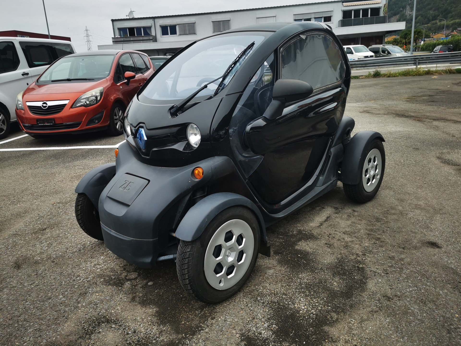RENAULT Twizy Z.E. Urban (Batterie Miete)-image-2