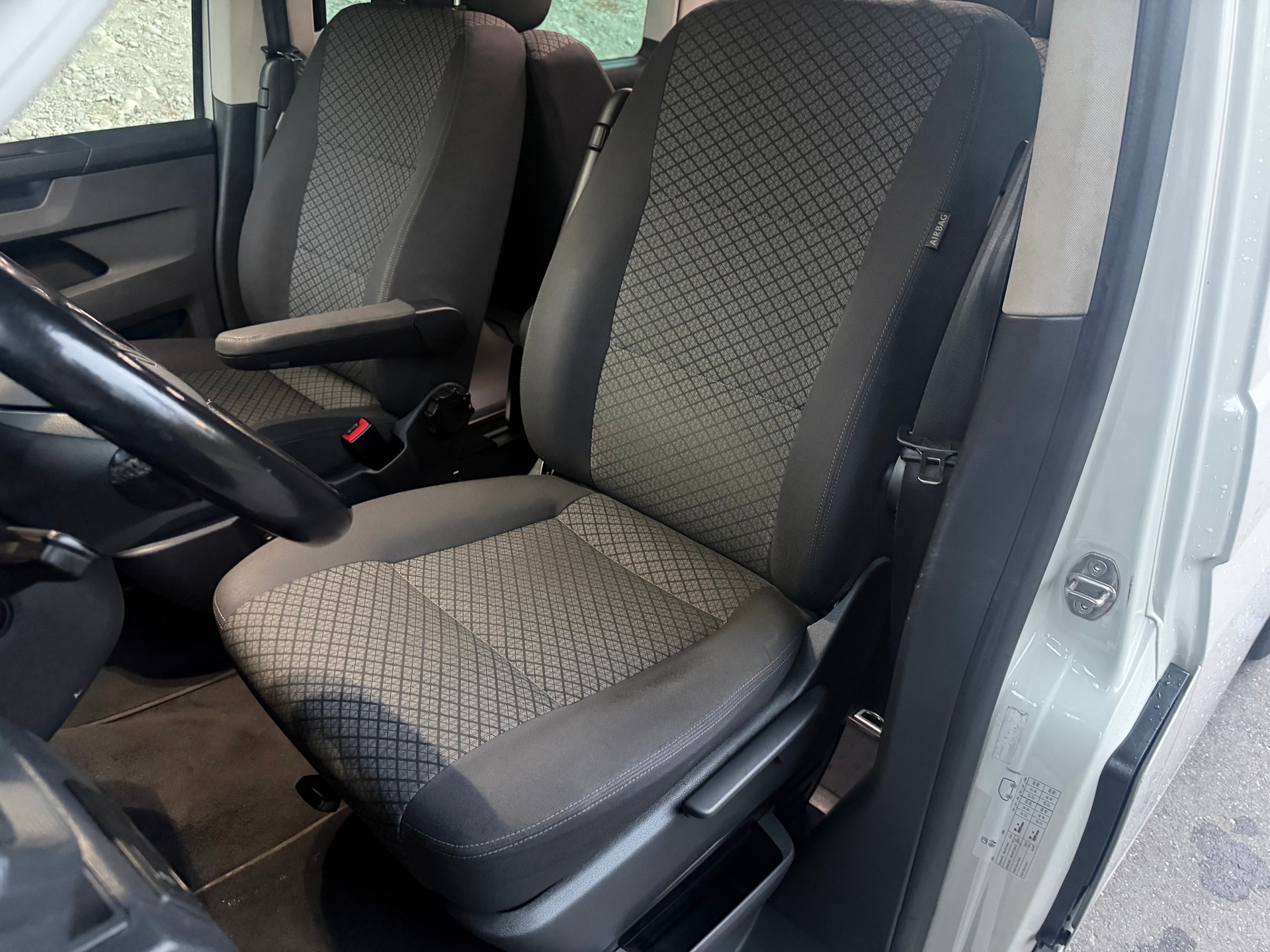 VW T6.1 Multivan 2.0 TDI Trendline Liberty 4Motion DSG-image-7
