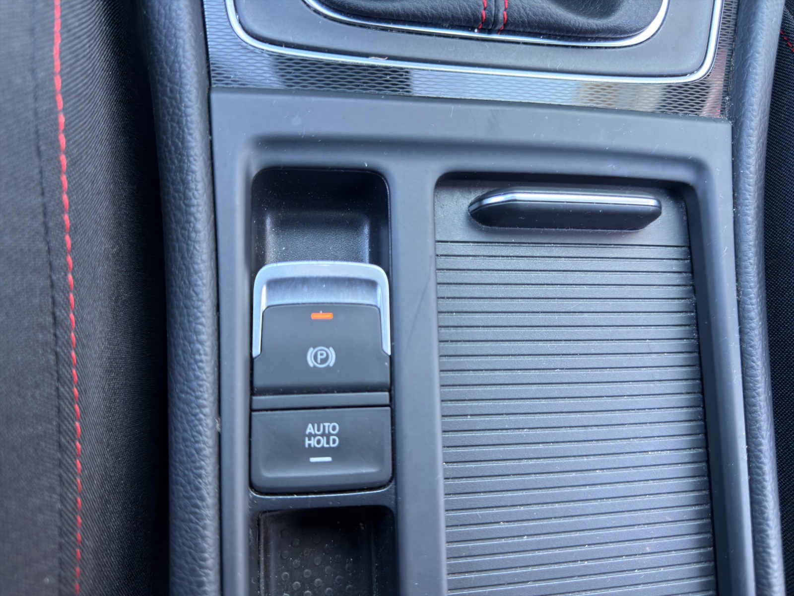 VW Golf 2.0 TSI GTI Performance-image-21