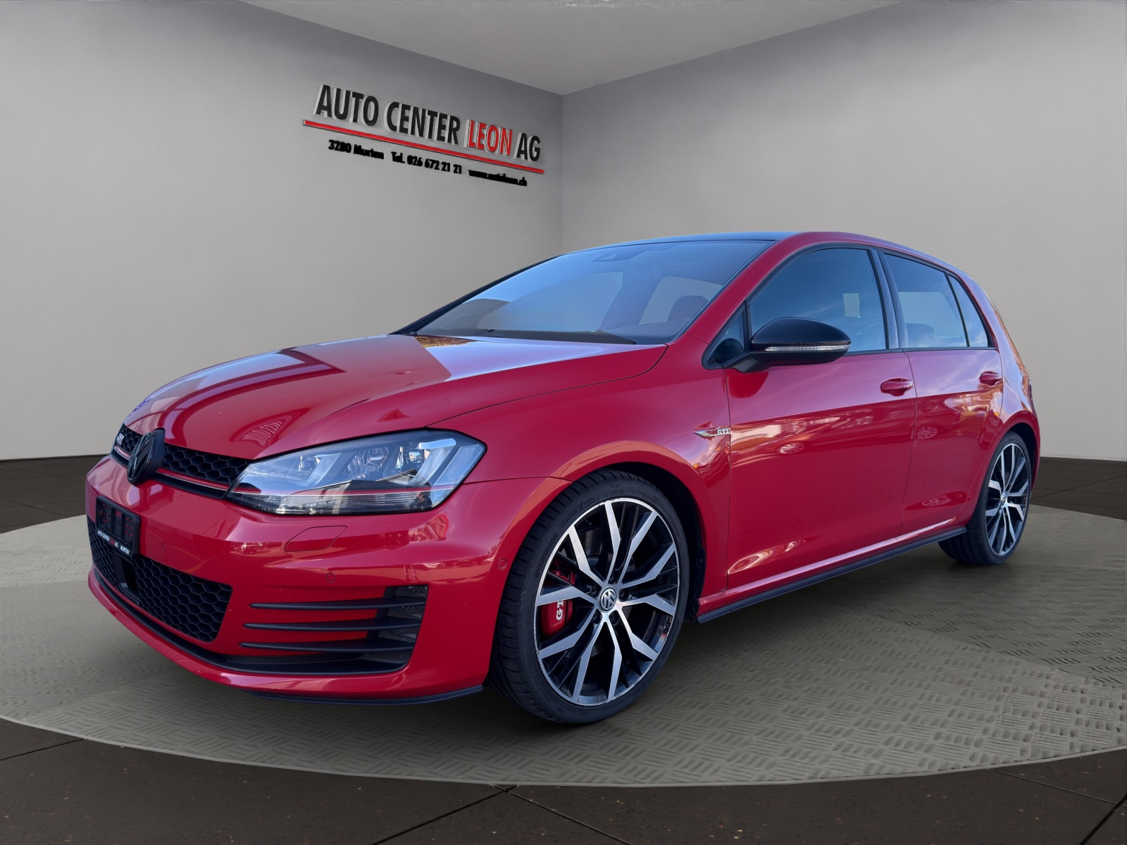 VW Golf 2.0 TSI GTI Performance-image-1