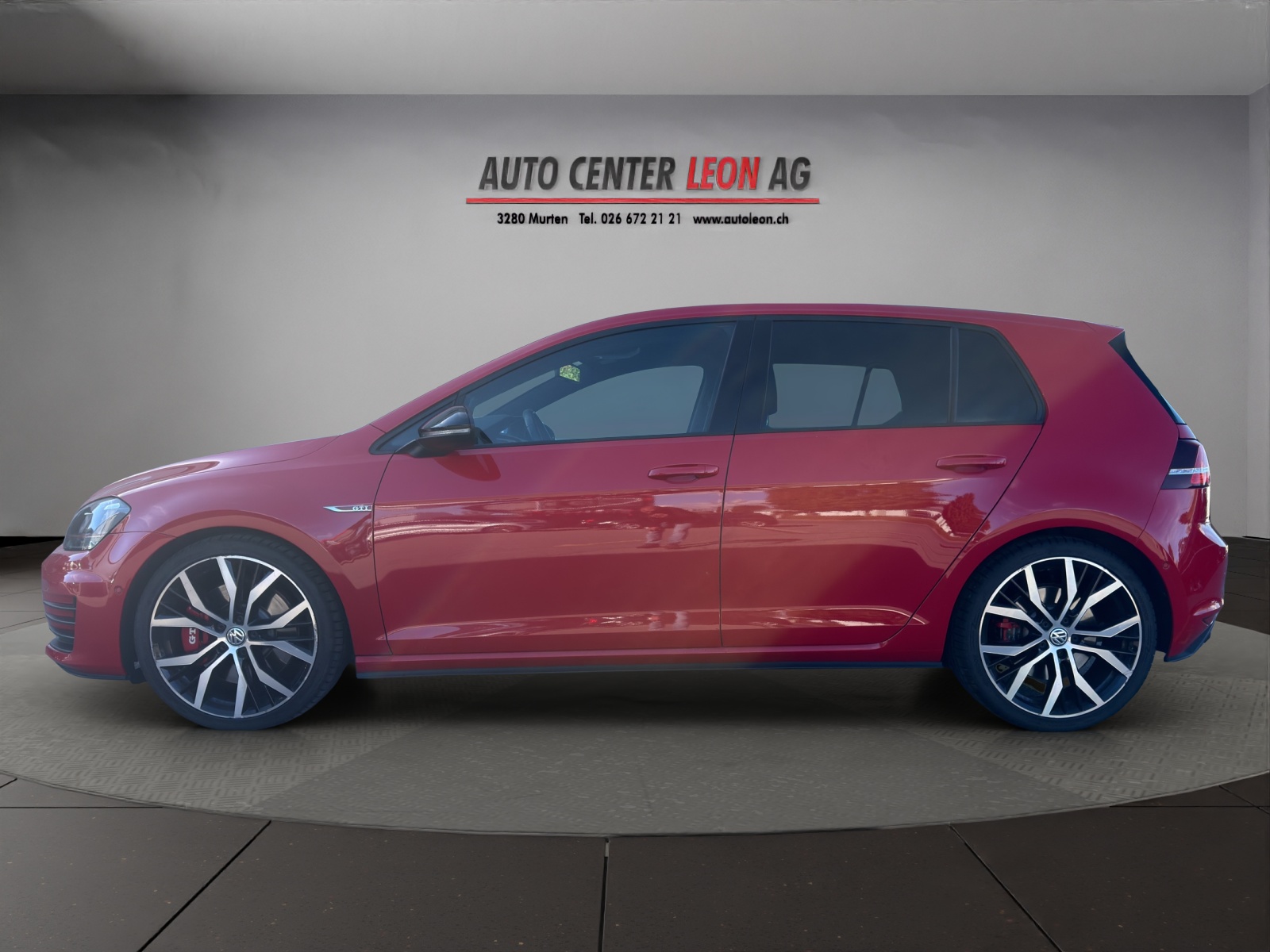 VW Golf 2.0 TSI GTI Performance-image-2