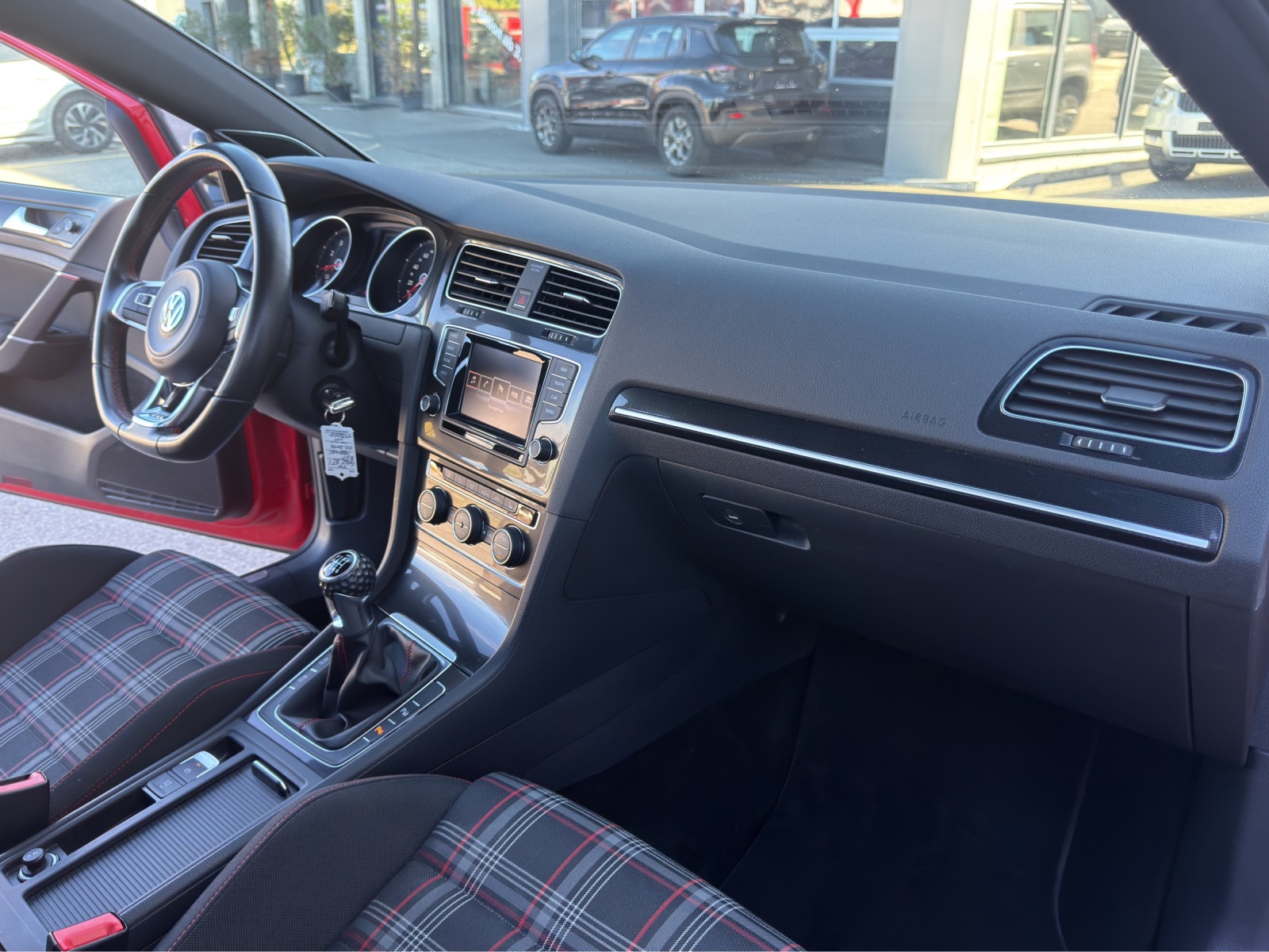 VW Golf 2.0 TSI GTI Performance-image-26