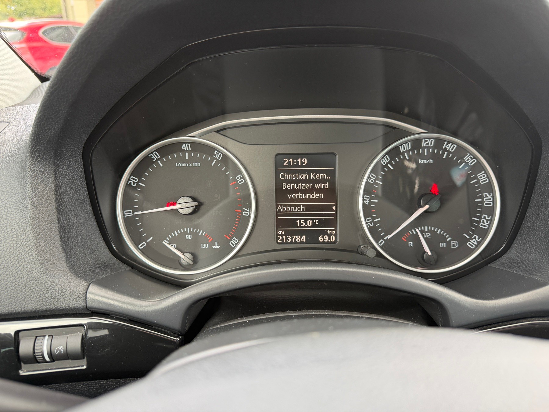 SKODA Octavia Combi 1.8 TSI Laurin & Klement-image-13