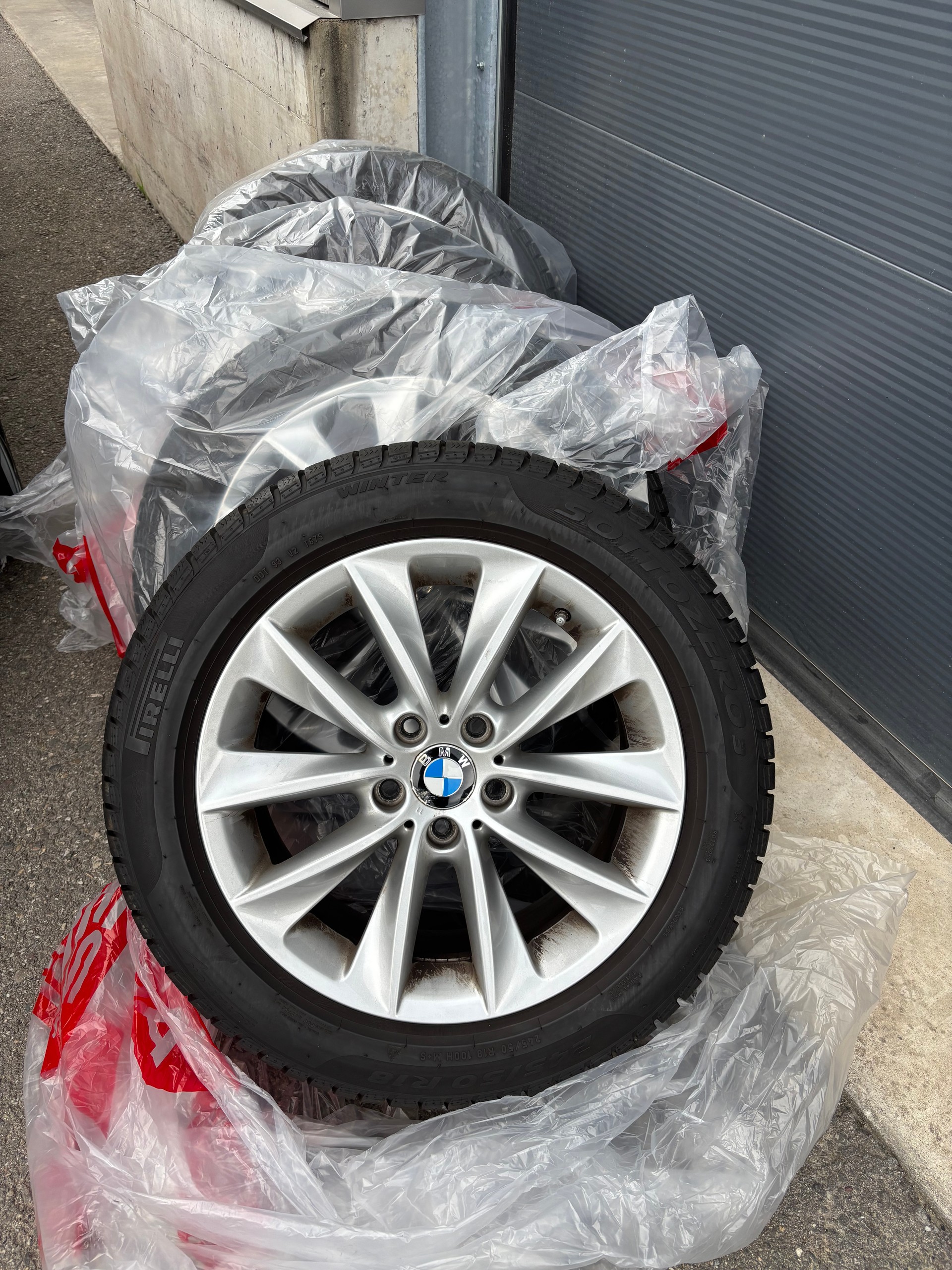 BMW 35d xDrive-image-12