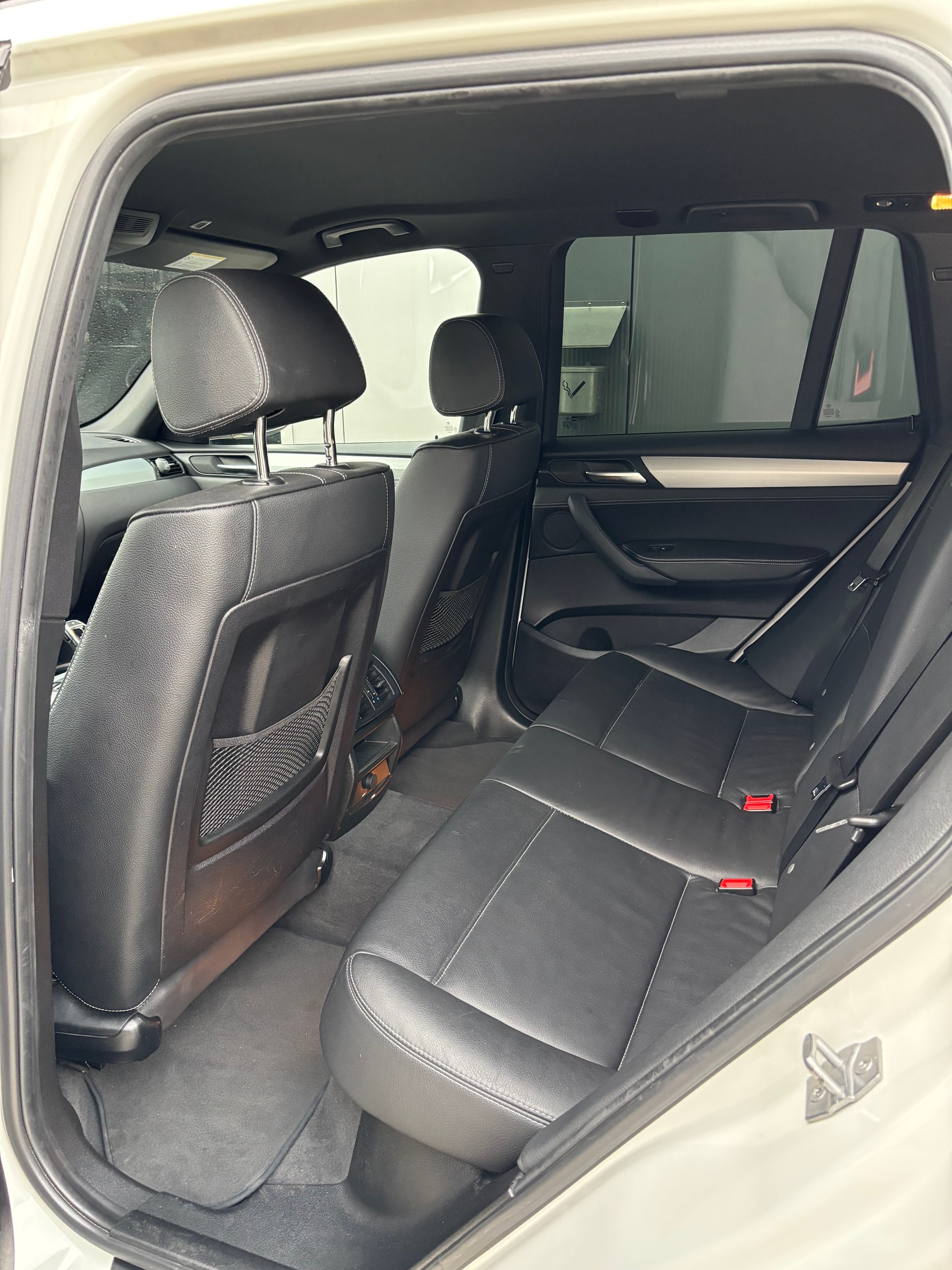 BMW 35d xDrive-image-10