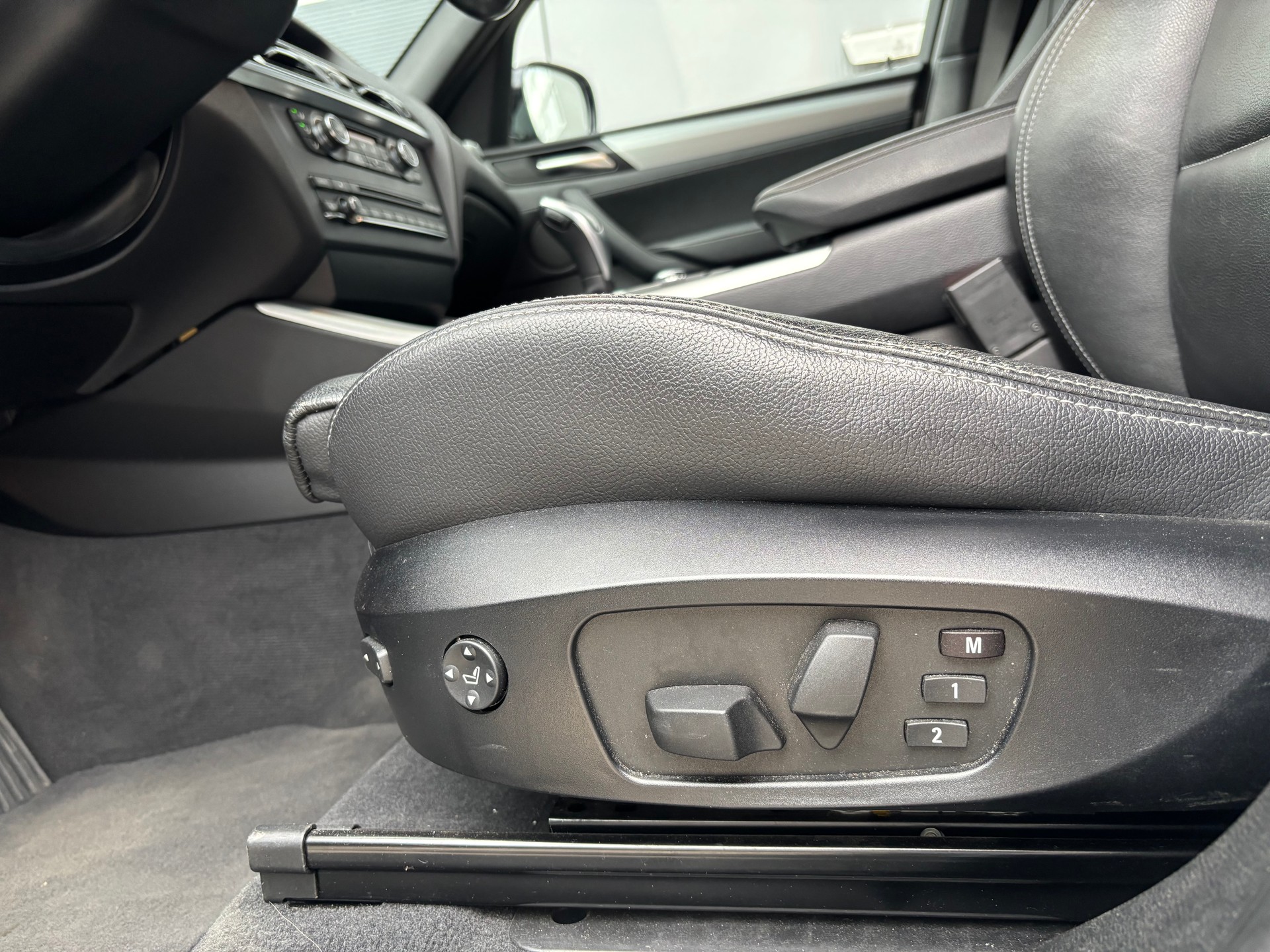 BMW 35d xDrive-image-7