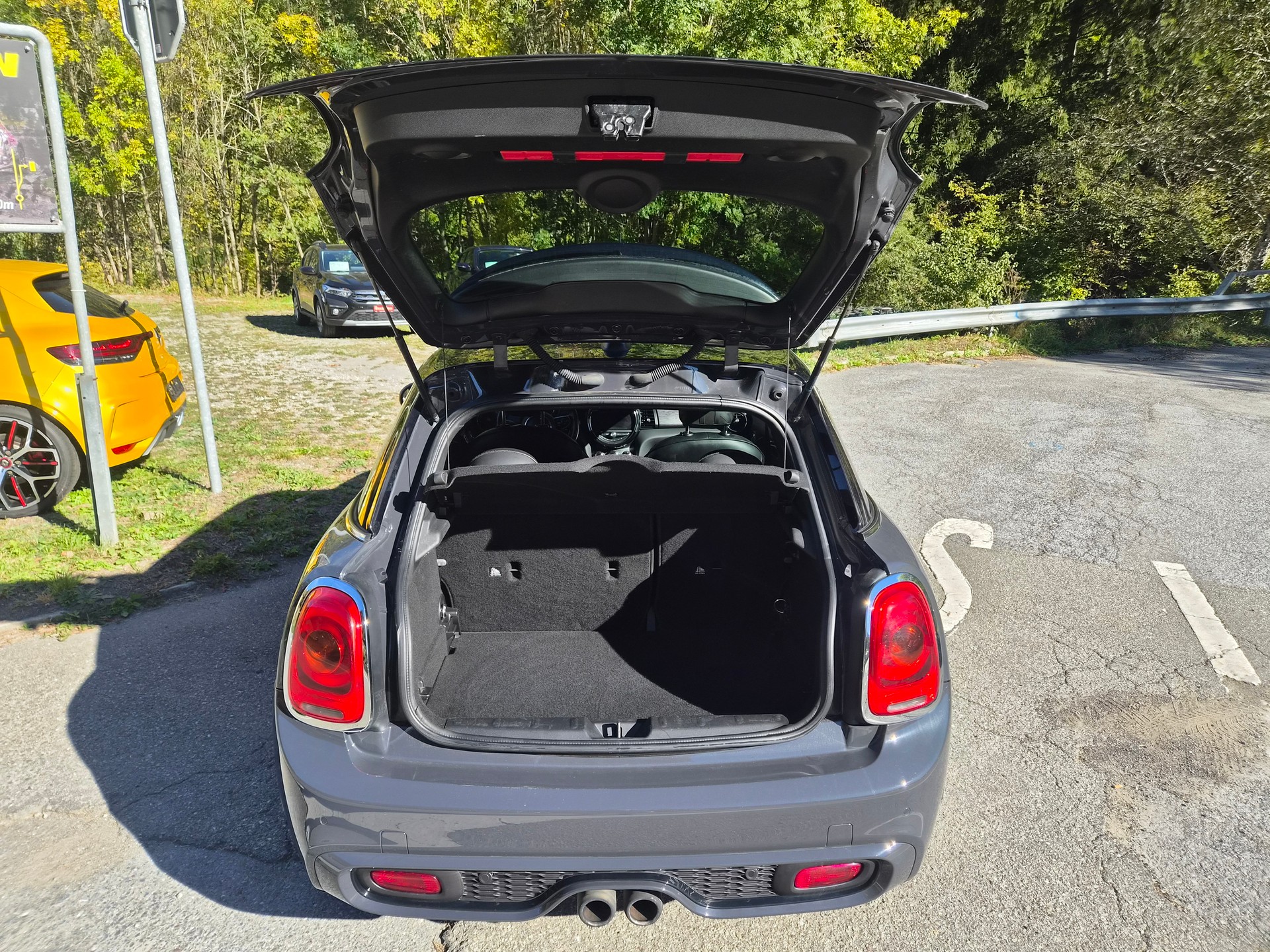 MINI Cooper S Steptronic Trafalgar-image-6