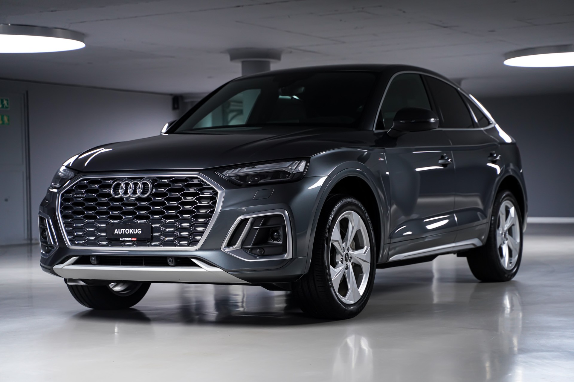 AUDI Q5 Sportback 40 TFSI S line quattro S-tronic-image-0
