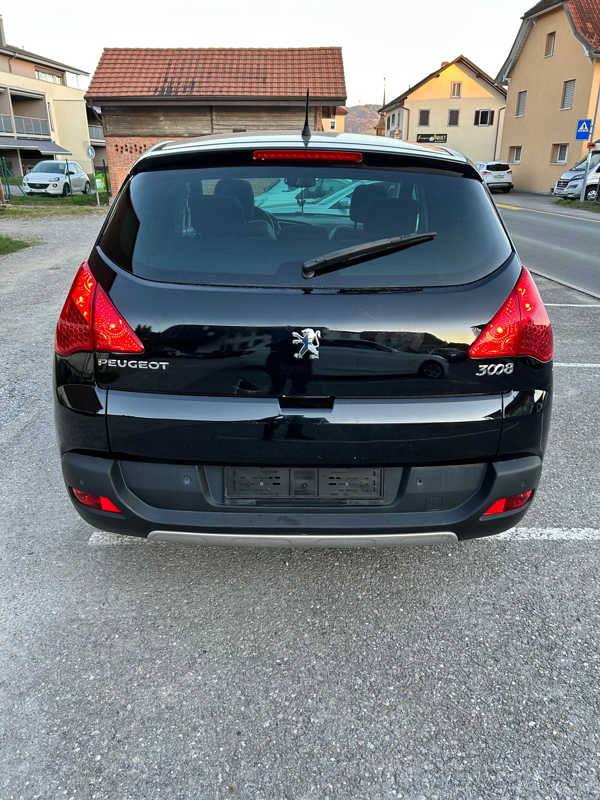 PEUGEOT 3008 1.6 16V VTI Trendy Clim-image-5