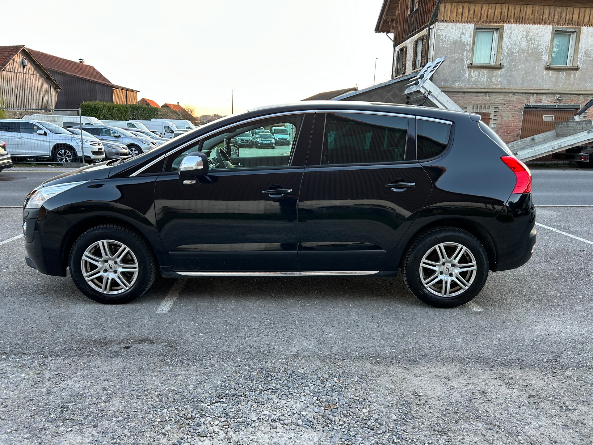PEUGEOT 3008 1.6 16V VTI Trendy Clim-image-3