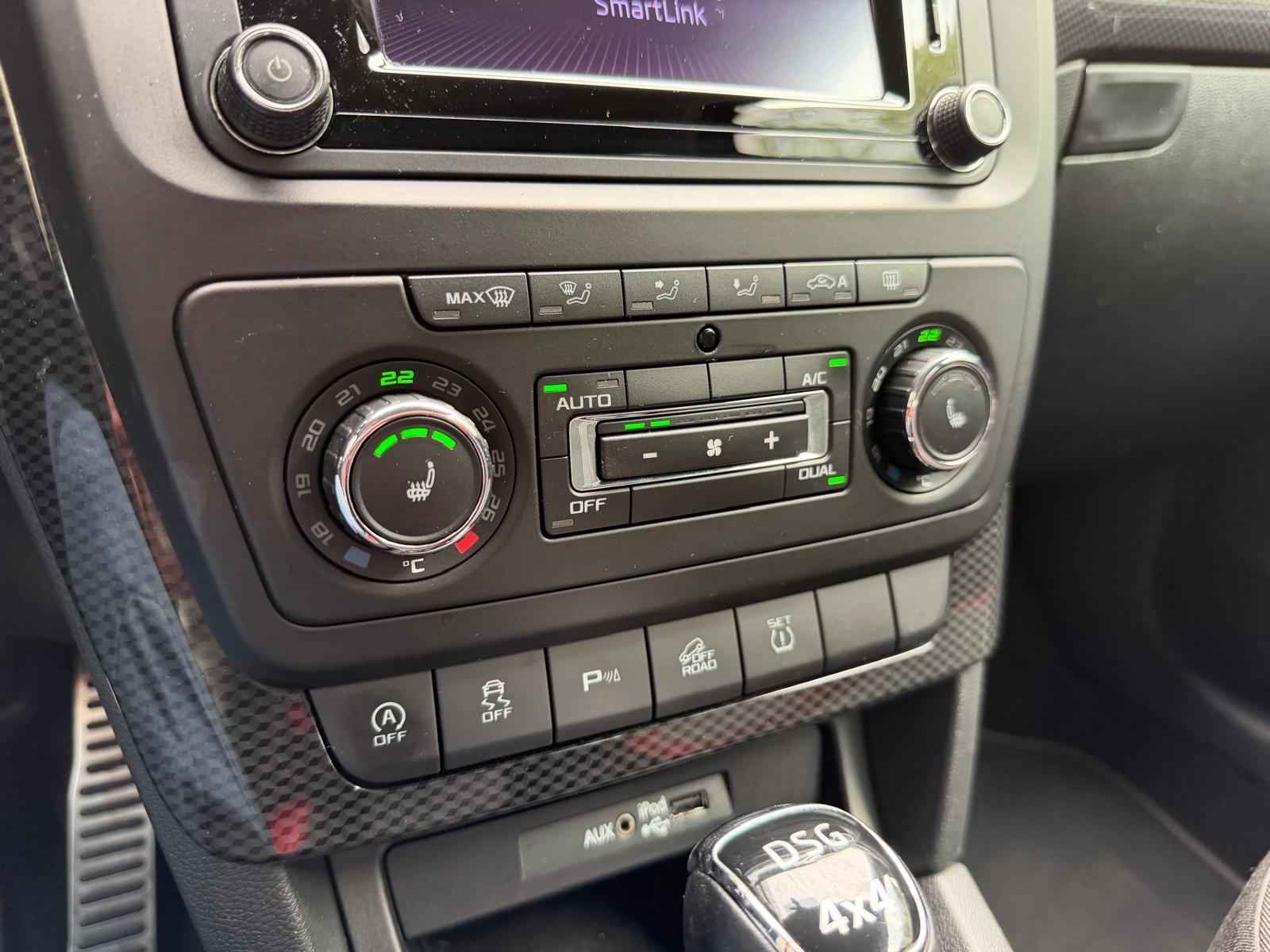 SKODA Yeti 1.4 TSI Monte Carlo 4x4 DSG-image-17