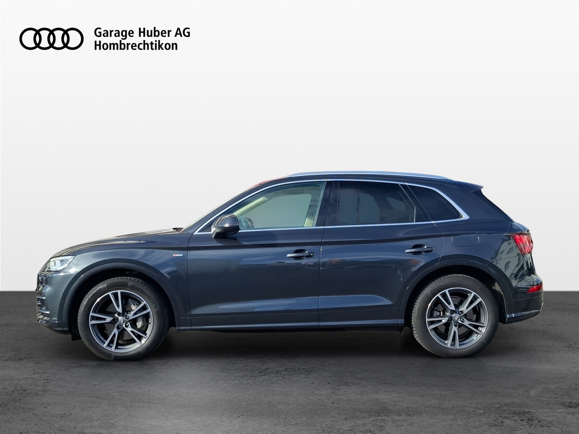 AUDI Q5 55 TFSI e quattro-image-1