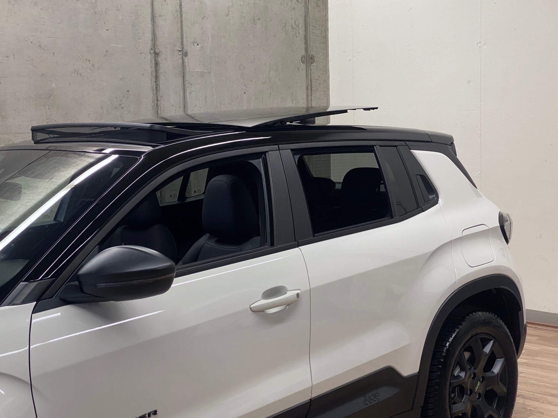 JEEP Avenger 1.2 Turbo*MildHybrid*Swiss*Overland*Sky*4xe*BiColore*-showroom-element-3