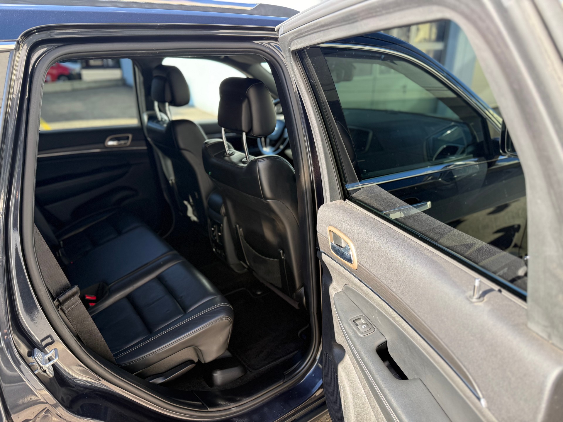 JEEP Grand Cherokee 3.0 CRD Limited Automatic-image-22