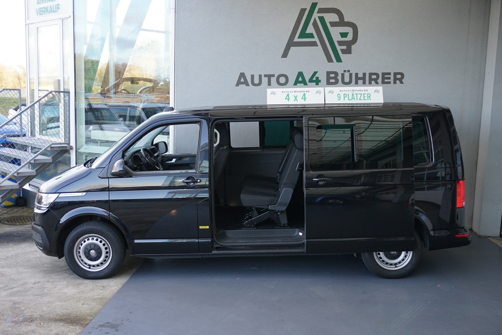 VW T6.1 2.0 TDI 4Motion Caravelle Automat DSG-image-0