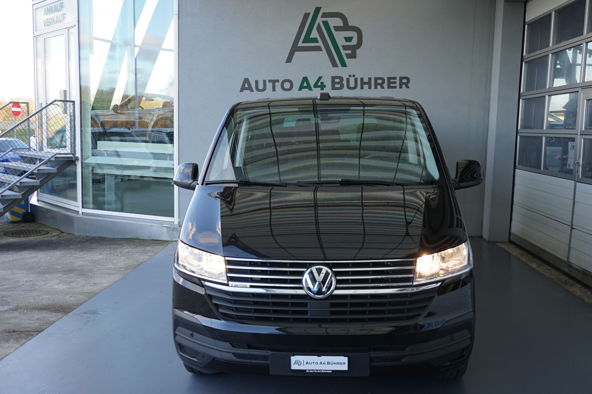 VW T6.1 2.0 TDI 4Motion Caravelle Automat DSG-image-10