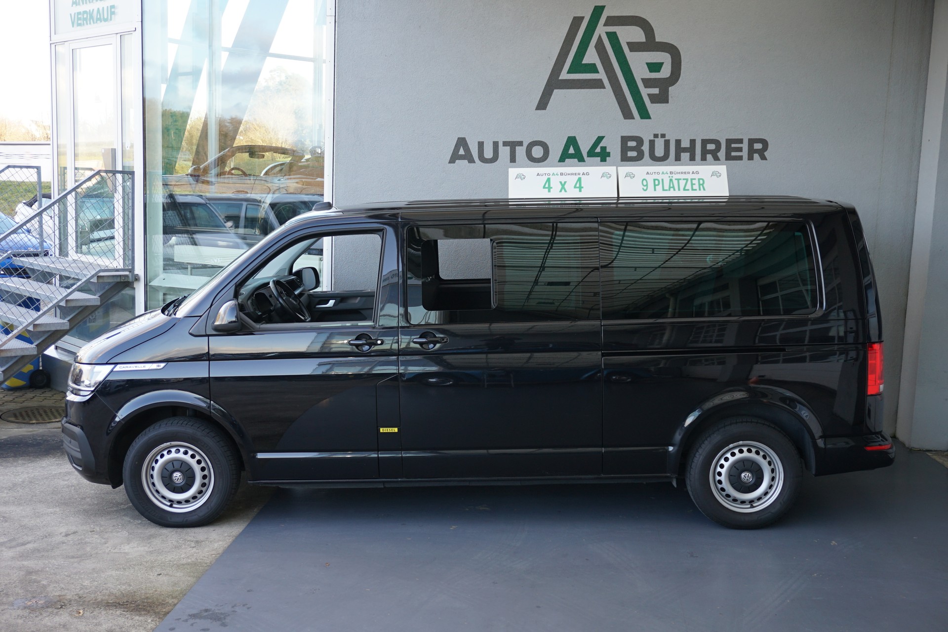 VW T6.1 2.0 TDI 4Motion Caravelle Automat DSG-image-1