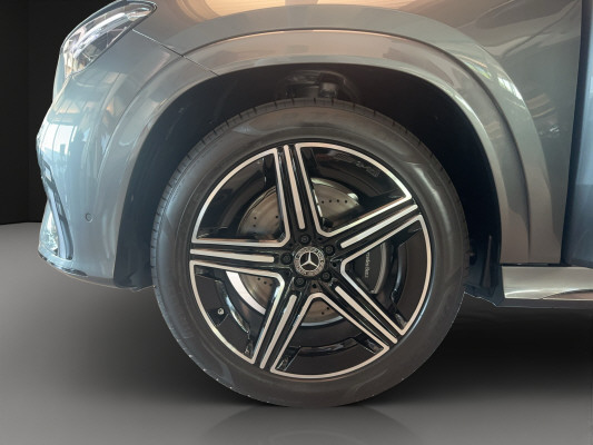 MERCEDES-BENZ GLE Coupé 300d-image-12