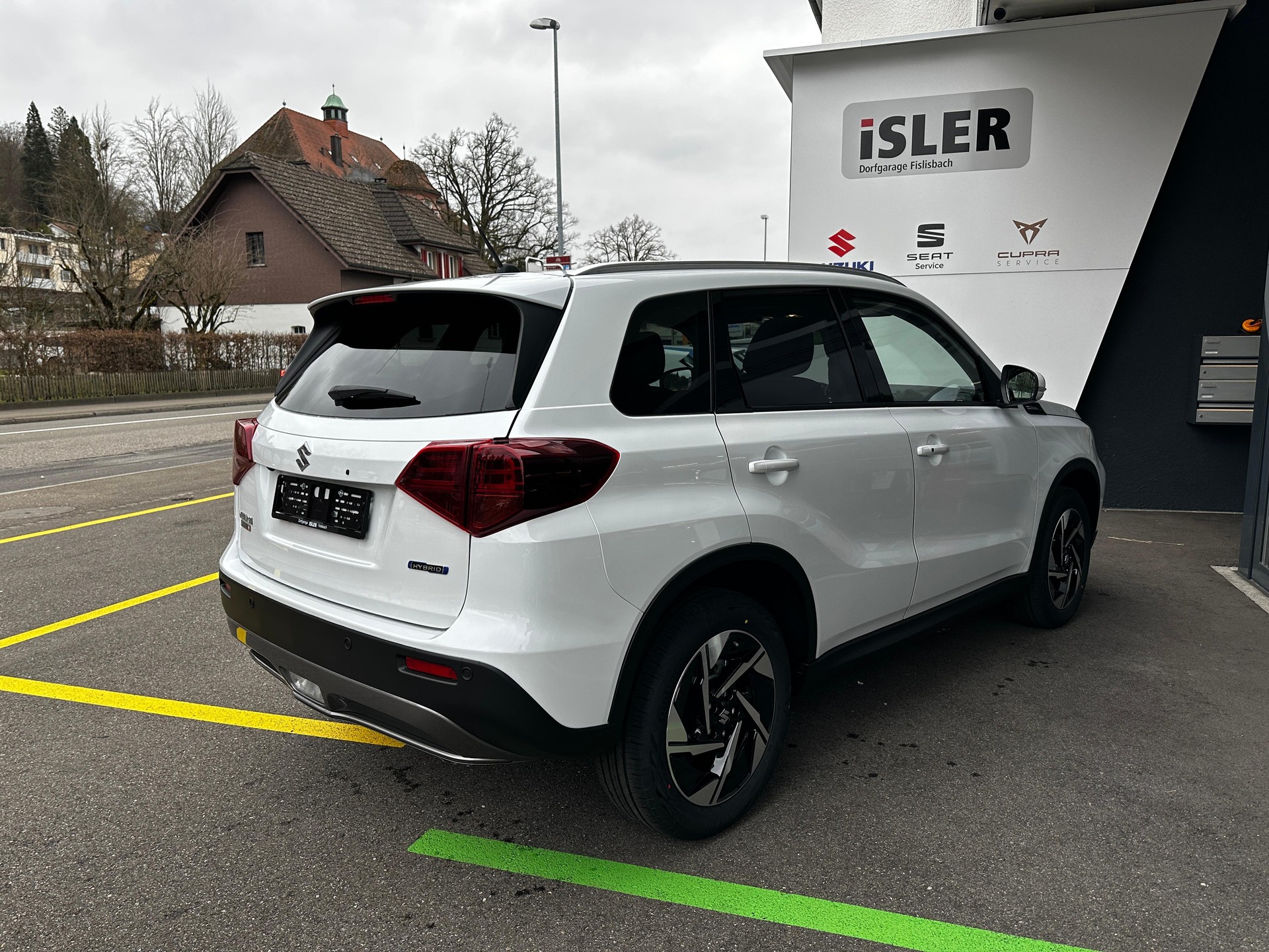 SUZUKI Vitara 1.5 Compact Top Hybrid 4x4-image-5
