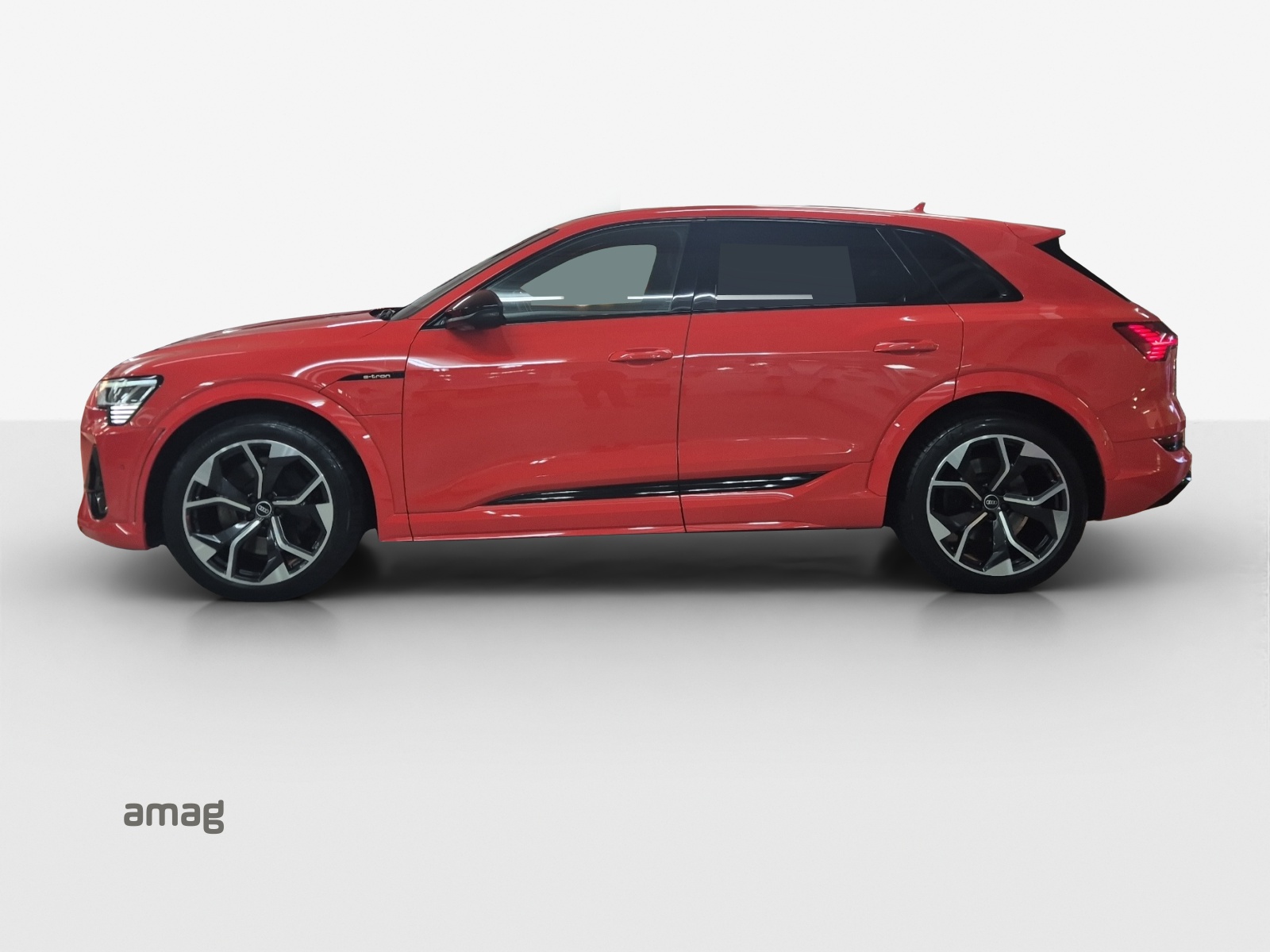 AUDI e-tron S quattro-image-1