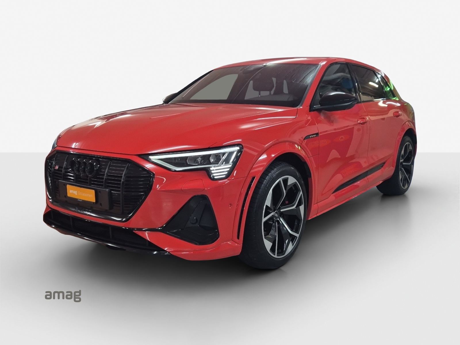 AUDI e-tron S quattro-image-0