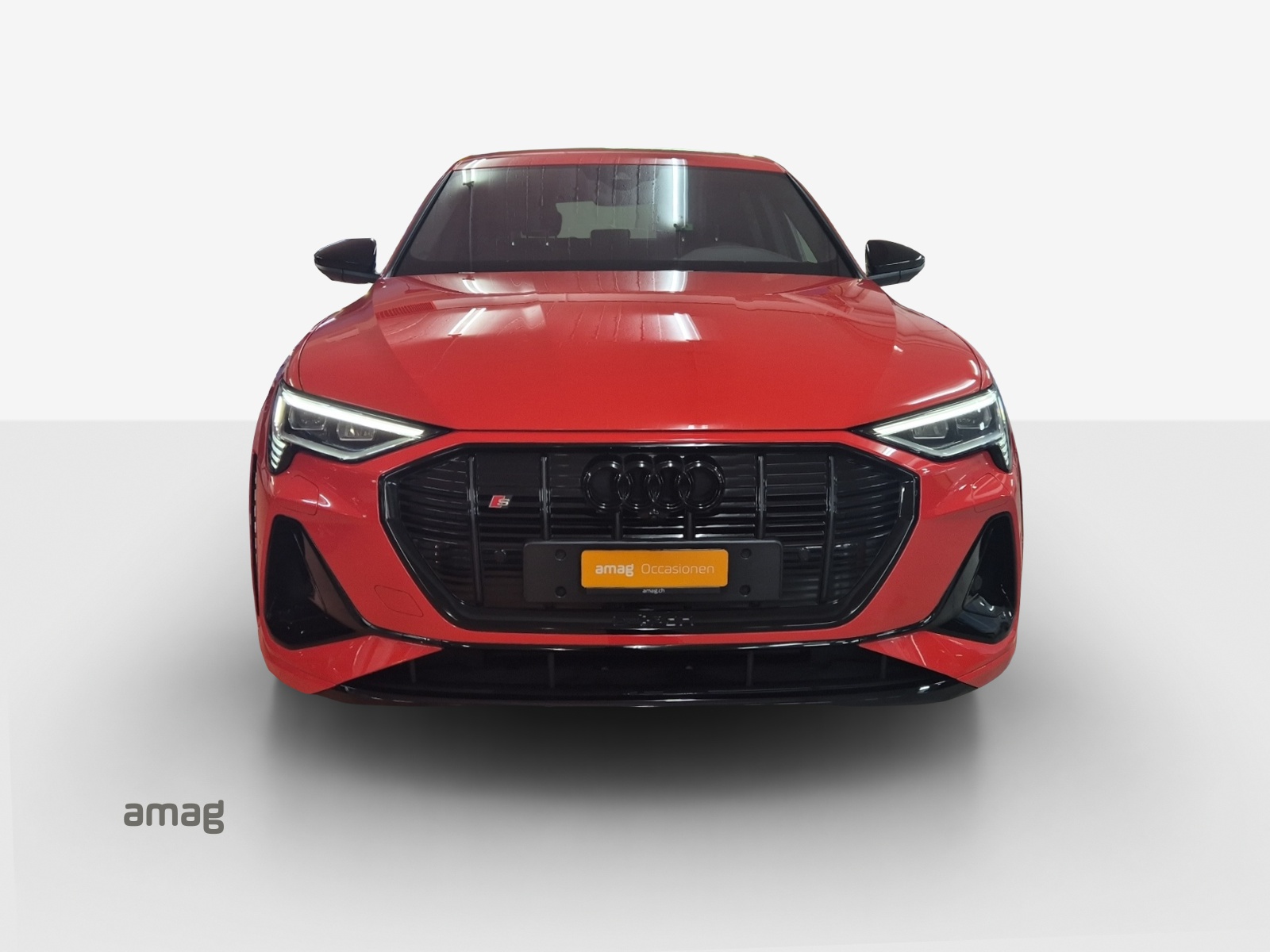 AUDI e-tron S quattro-image-7