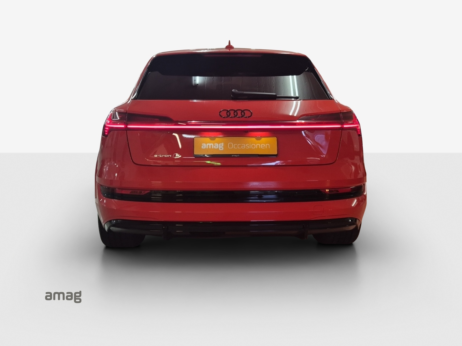 AUDI e-tron S quattro-image-4